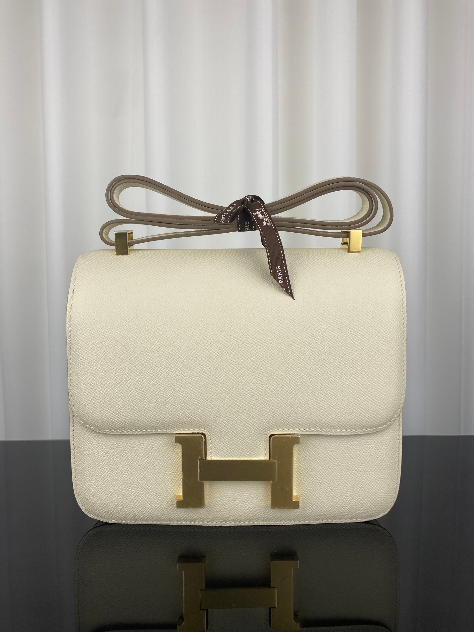 [TOP] HERMES Constance Epsom Leather 18cm - Cream & GHW