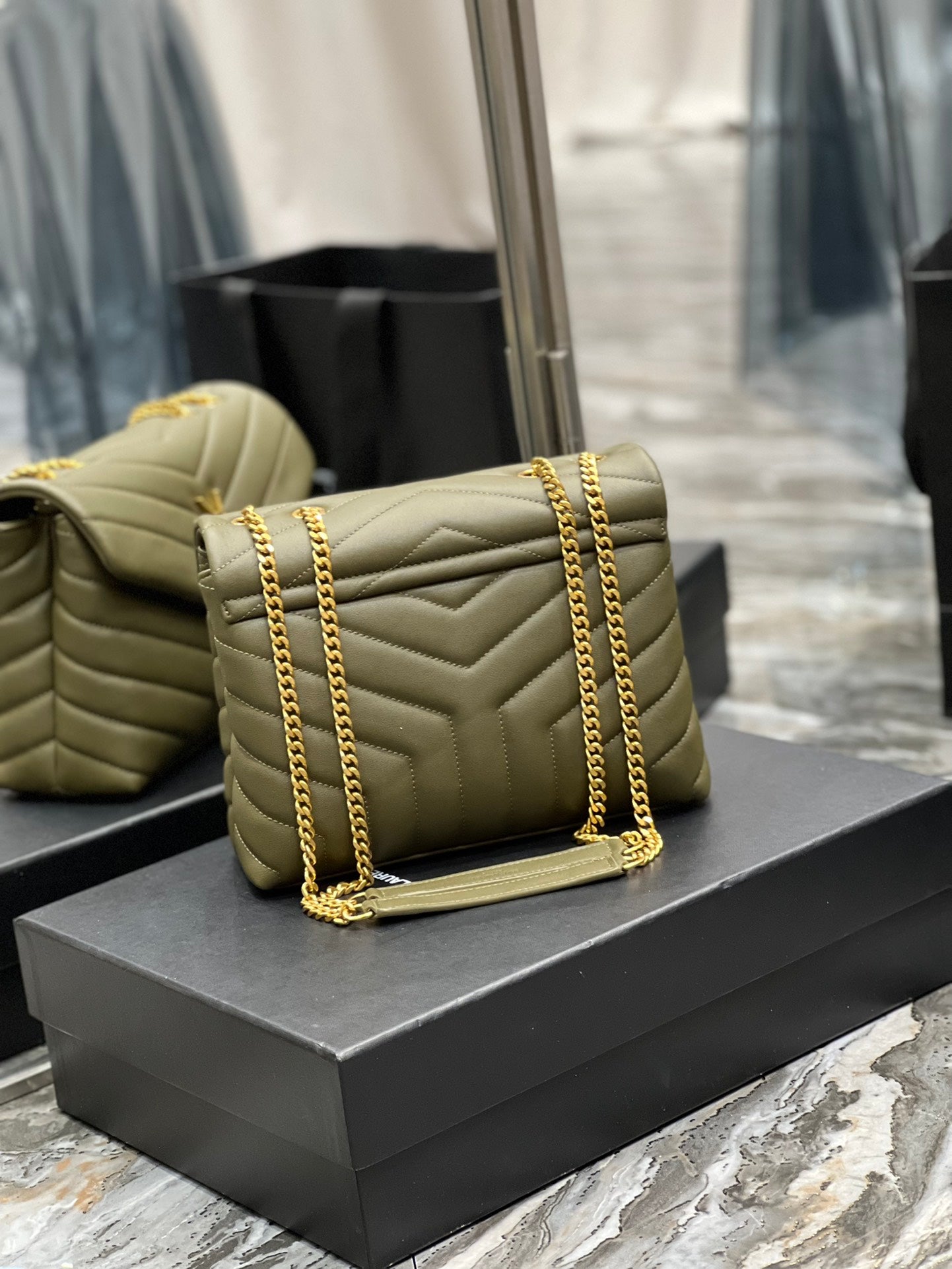 [TOP] Yves Saint Laurent YSL LouLou Small Bag 20cm - Dark Green