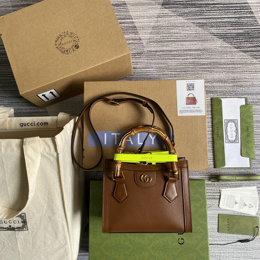 [TOP] GUCCI G*G Diana Small Bag - Brown