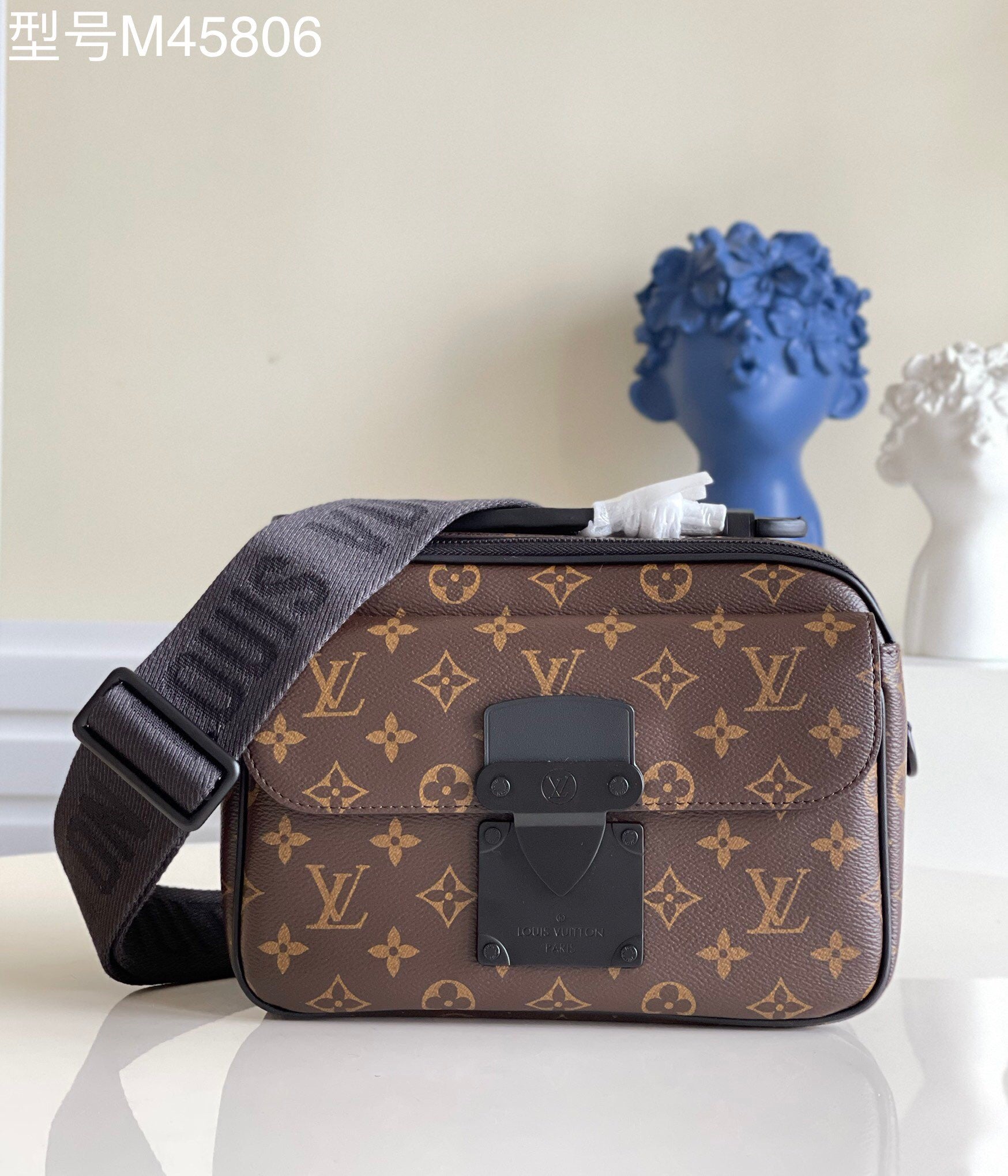 [TOP] Louis Vuitton LV Monogram Unisex Macassar S Lock Messenger Bag 22*18*8cm - Black