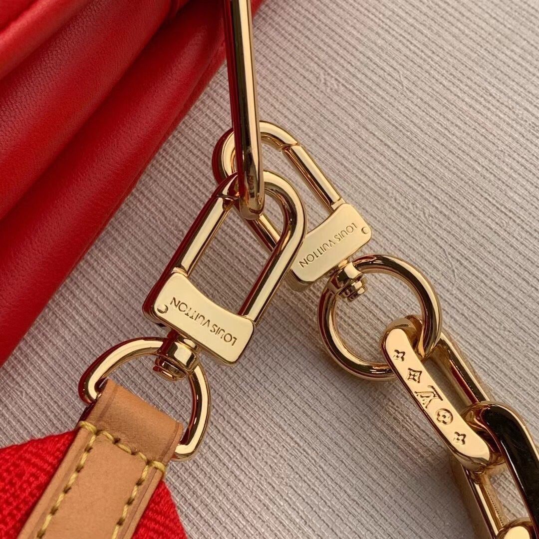 [TOP] Louis Vuitton LV Coussin PM Bag Lambskin - Red