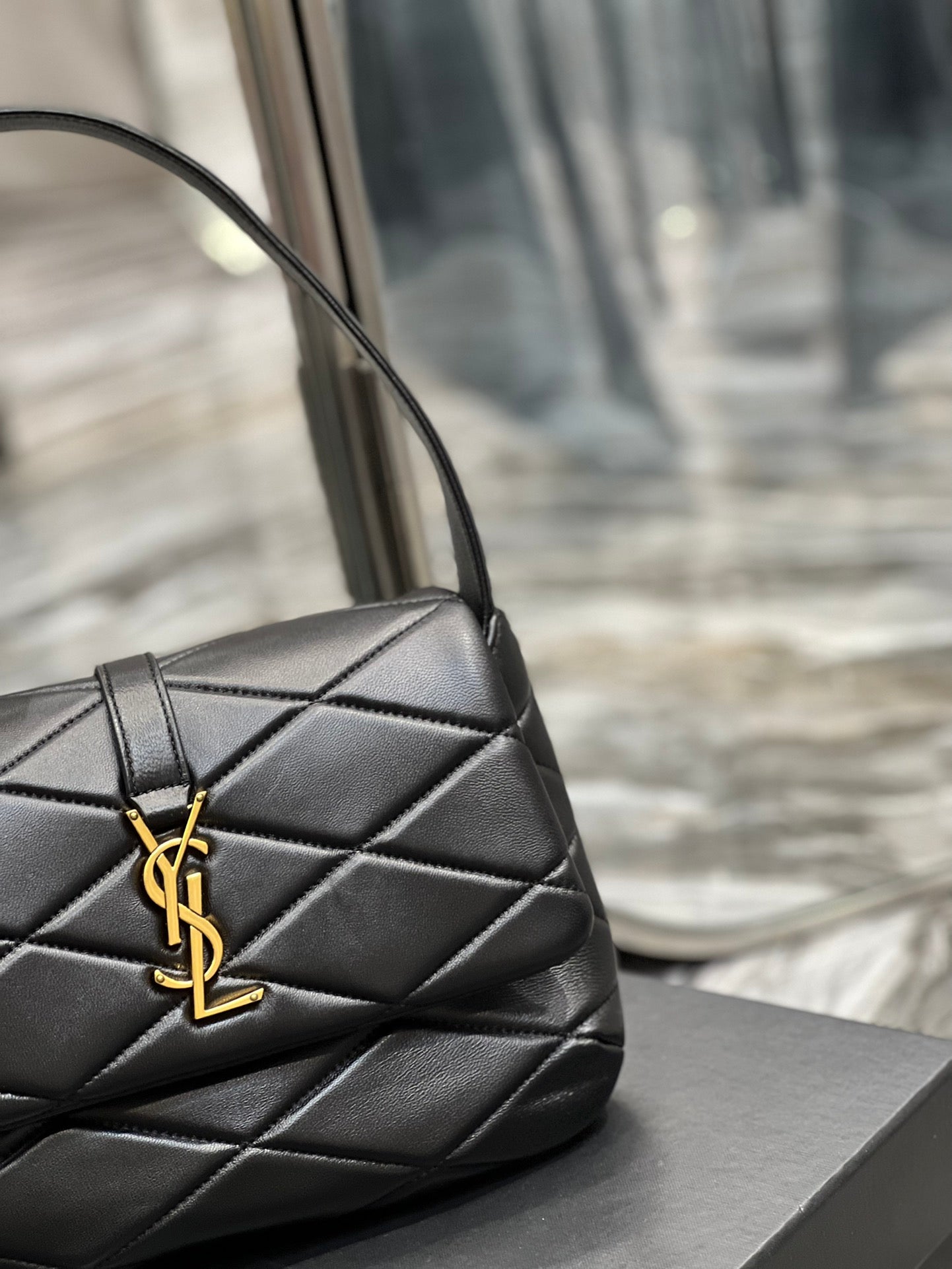 [TOP] Yves Saint Laurent YSL Le 57 Small Shoulder Bag - Black