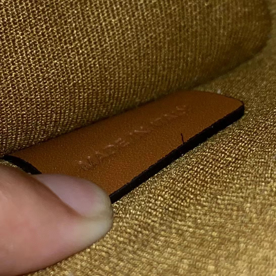 [TOP] CELINE Triomphe Tote Mini 17 x 20 x 6cm - Monogram