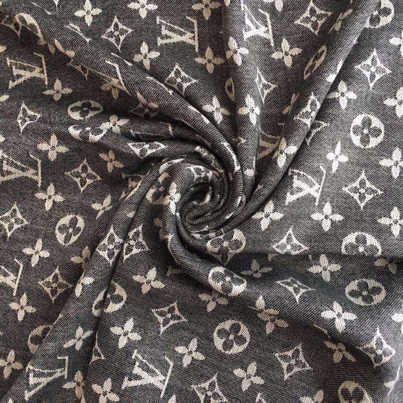 [TOP] Louis Vuitton LV L*V Big Square Scarf - Black & Grey