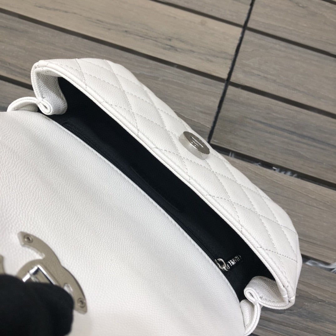 [TOP] CHANEL Flap Bag Caviar Small  - White & Black Hardware