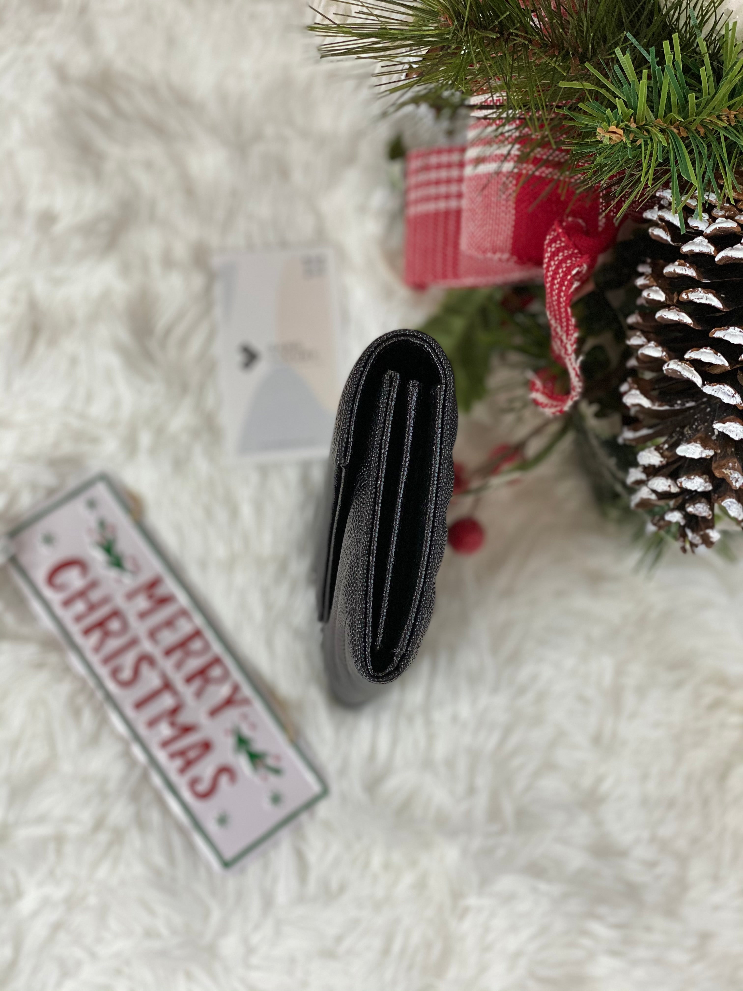 [TOP] Yves Saint Laurent YSL Black YSL Chevron Quilted Grained Leather Metalsse Wallet - ALL BLACK