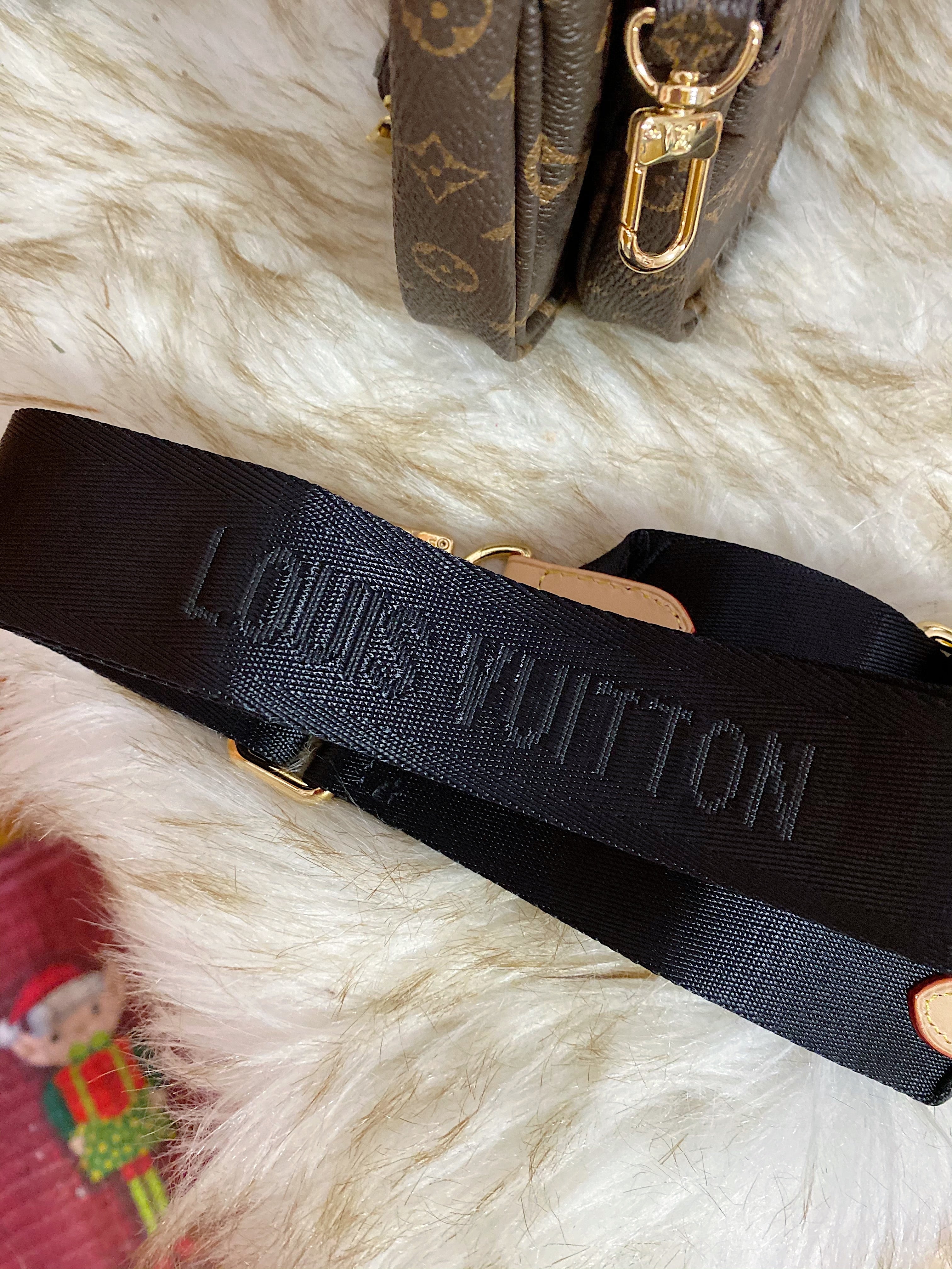 [TOP] Louis Vuitton LV Multi Pochette - BLACK STRAP