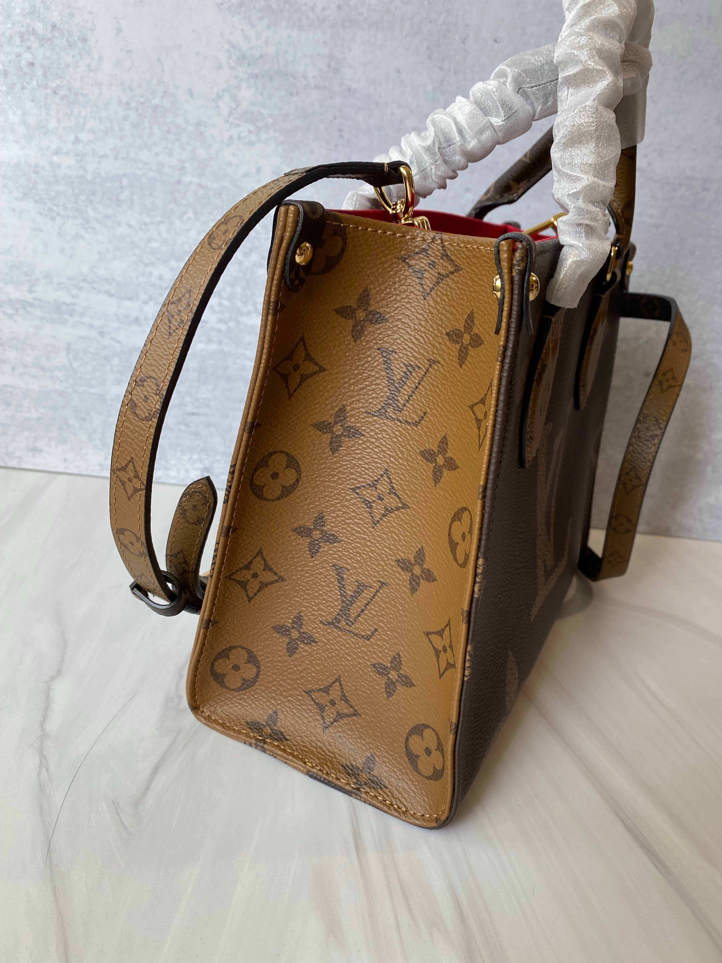 [TOP] Louis Vuitton LV £V Reverse Monogram On The Go PM 25X19X11.5cm-Brown