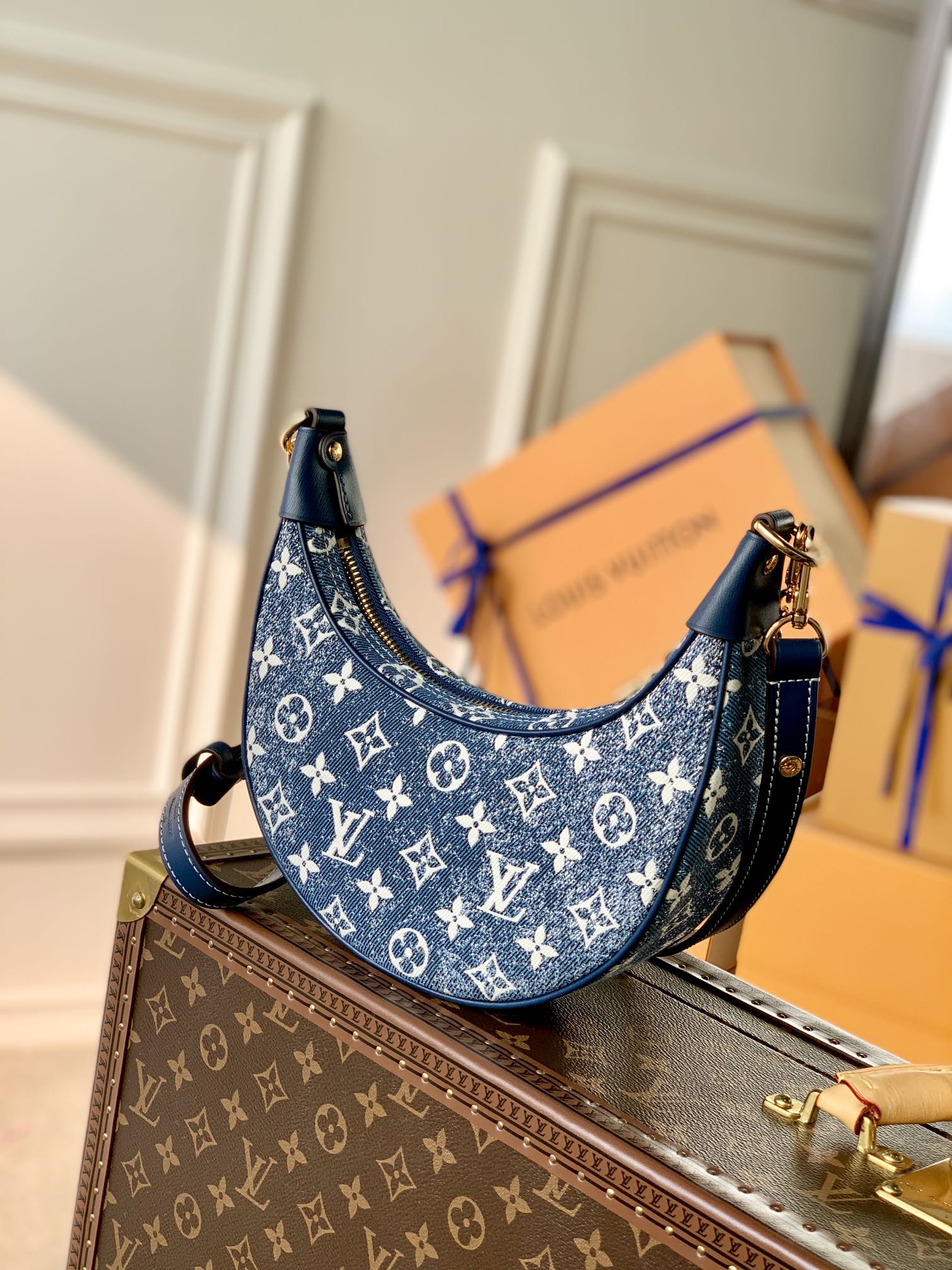 [TOP] Louis Vuitton LV  Circle Monogram Denim 23x13x6cm-Blue