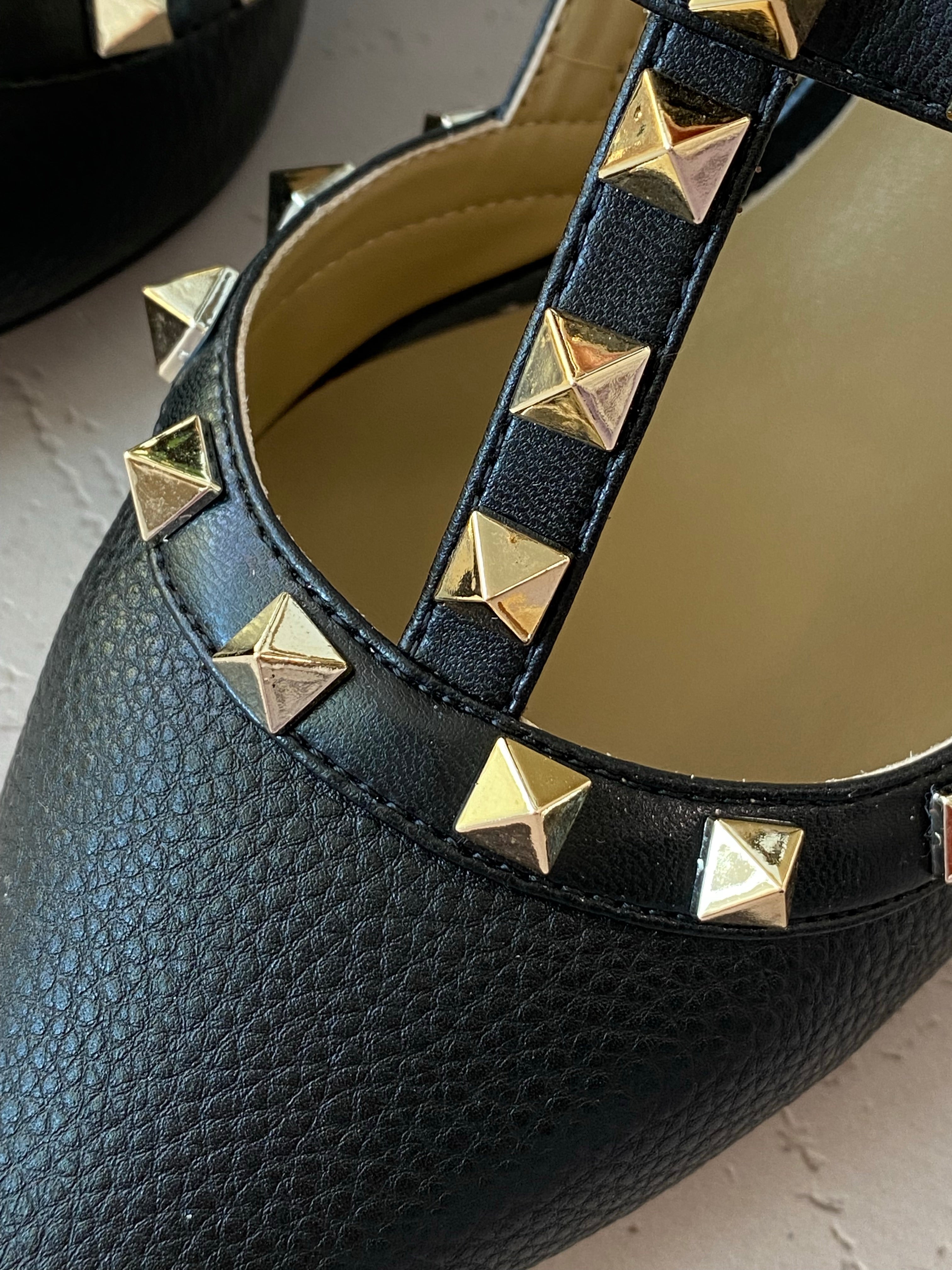 [TOP] VALENTINO  Rock Studs High Heels Grainy Leather - Black