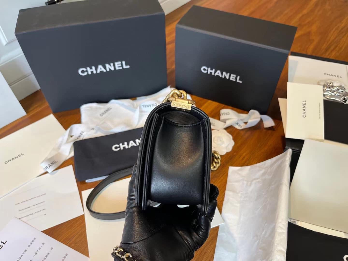 [TOP] CHANEL Le Boy Bag Sequin and Stones Small 20cm - Black & GHW