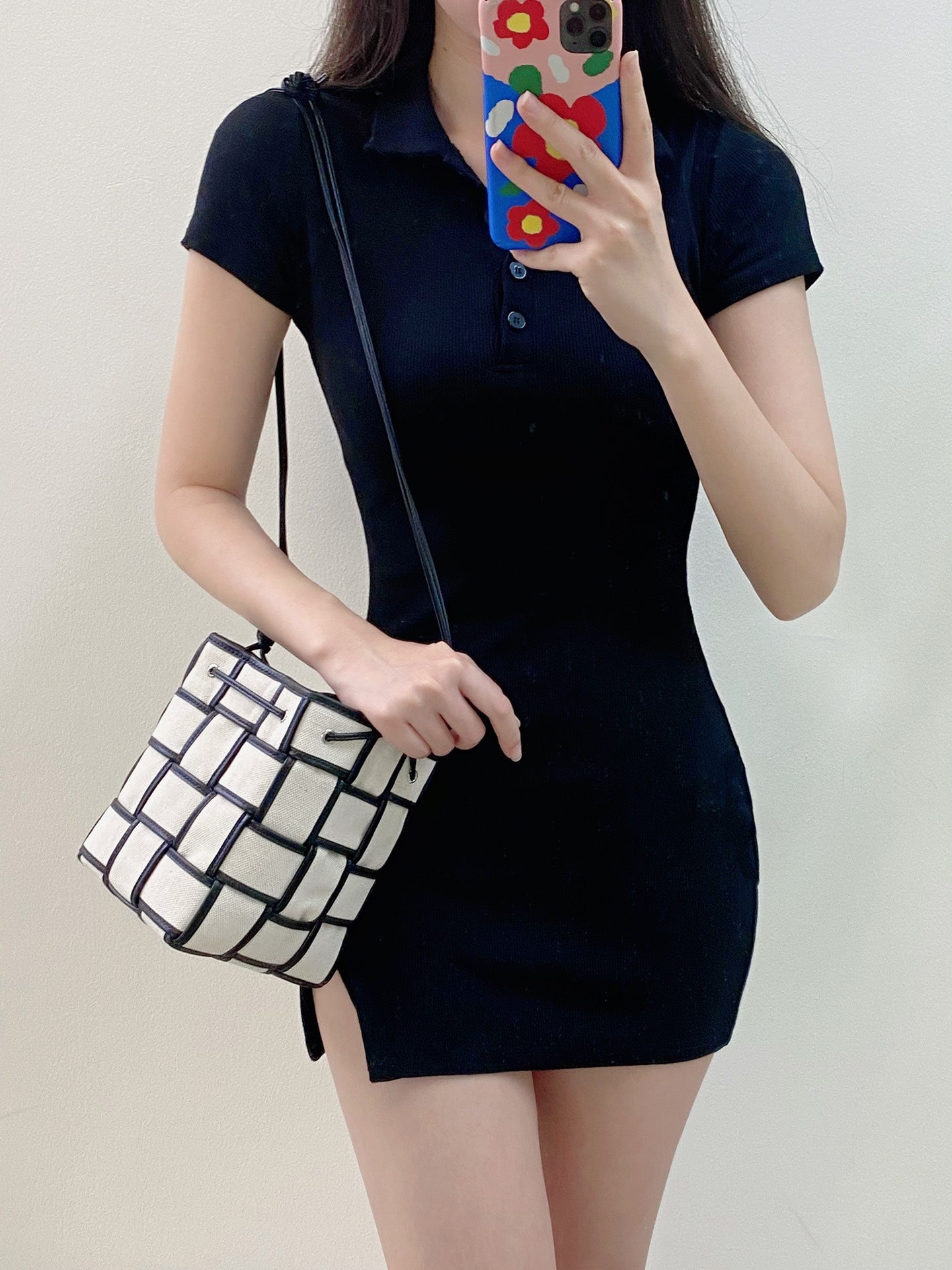 [TOP] Bottega Veneta BV  Cassette Bucket Bag - Natural/Black