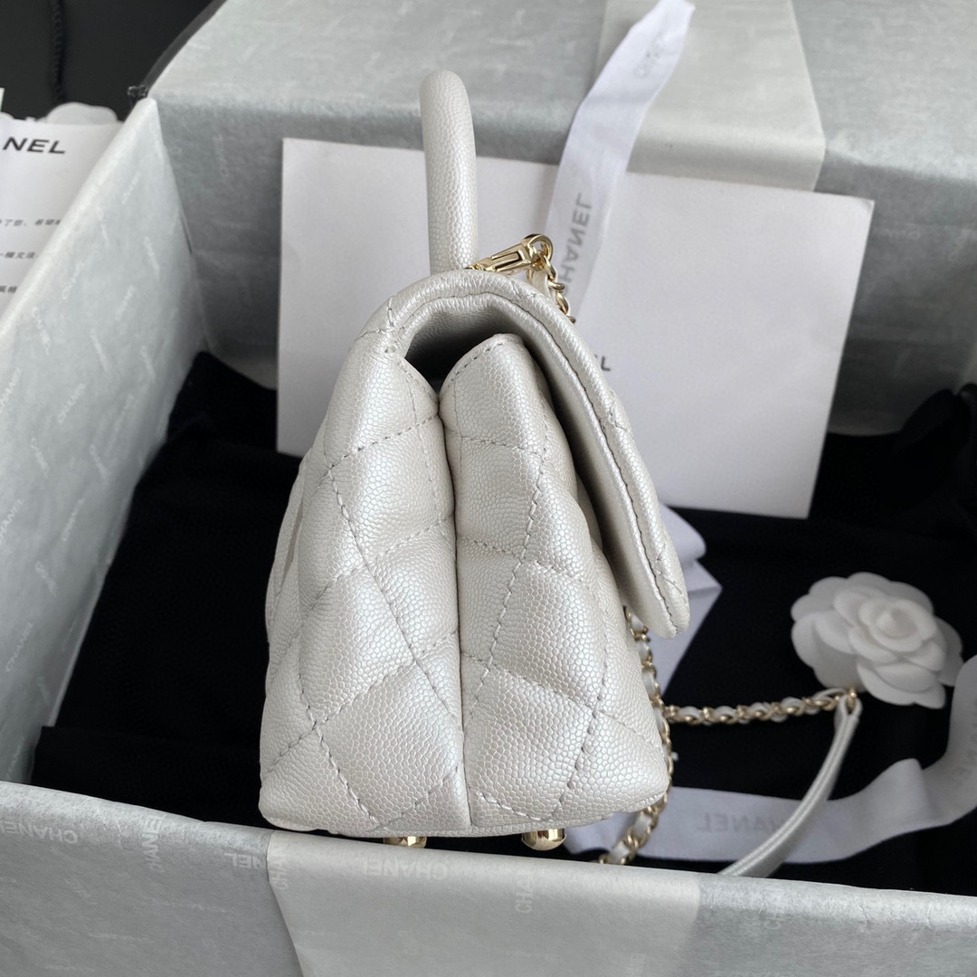 [TOP] CHANEL CoCo Handle Bag Carviar Small 19cm - Pearl White & GHW