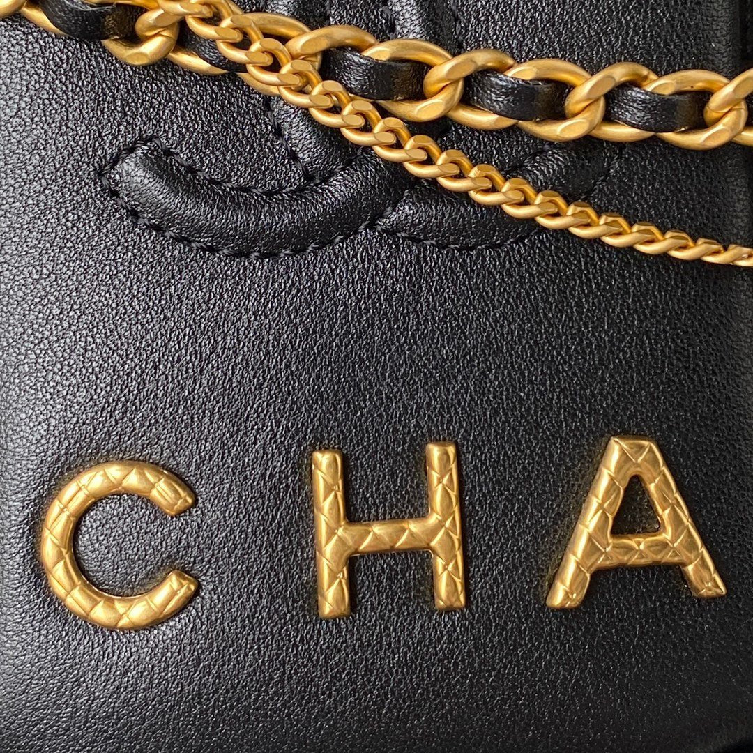 [TOP] CHANEL Calfskin Quilted Small Camera Case - Black