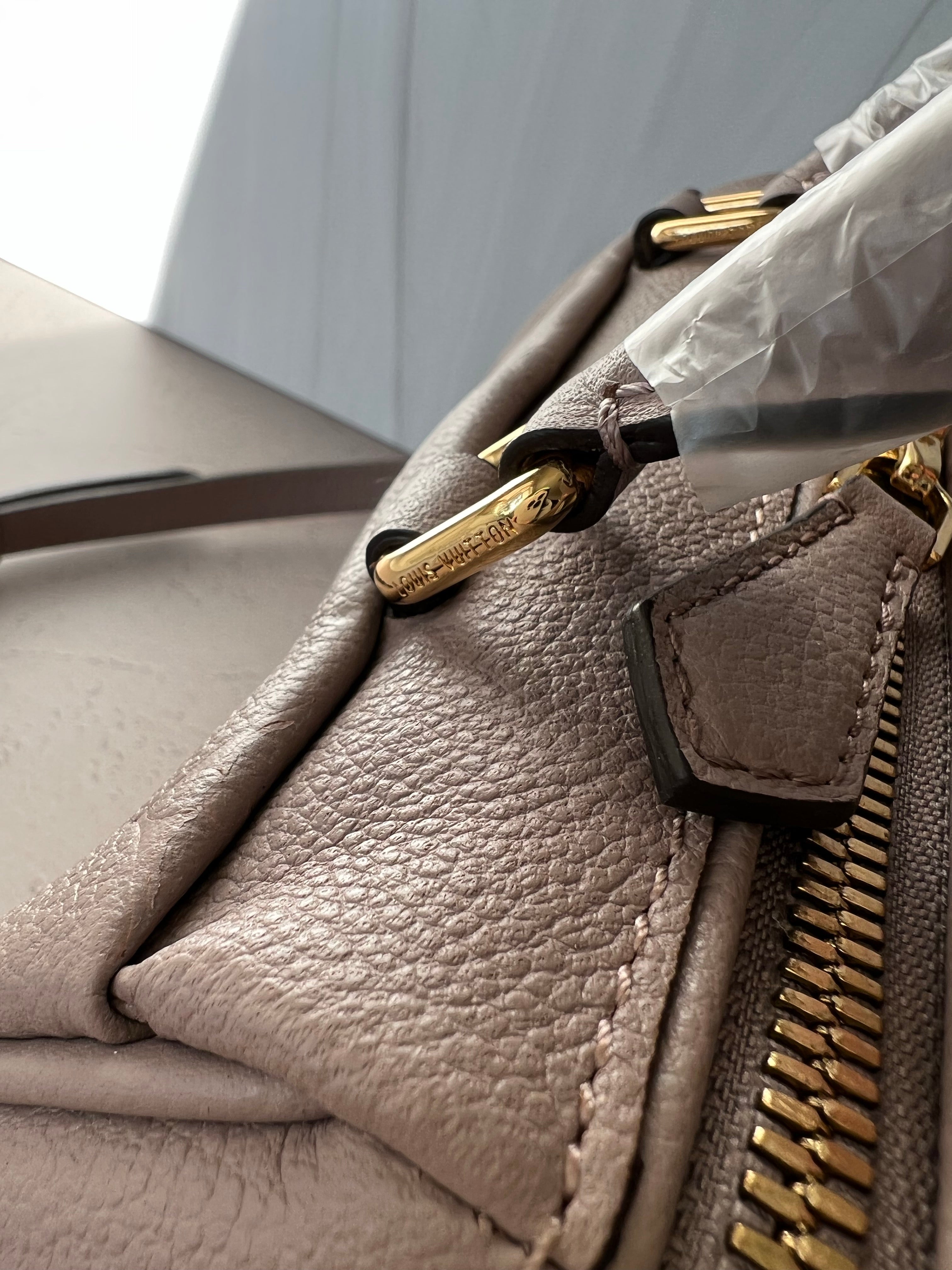 [TOP] Louis Vuitton LV  Speedy Bag 20x13.5x12cm - Turtle Dove