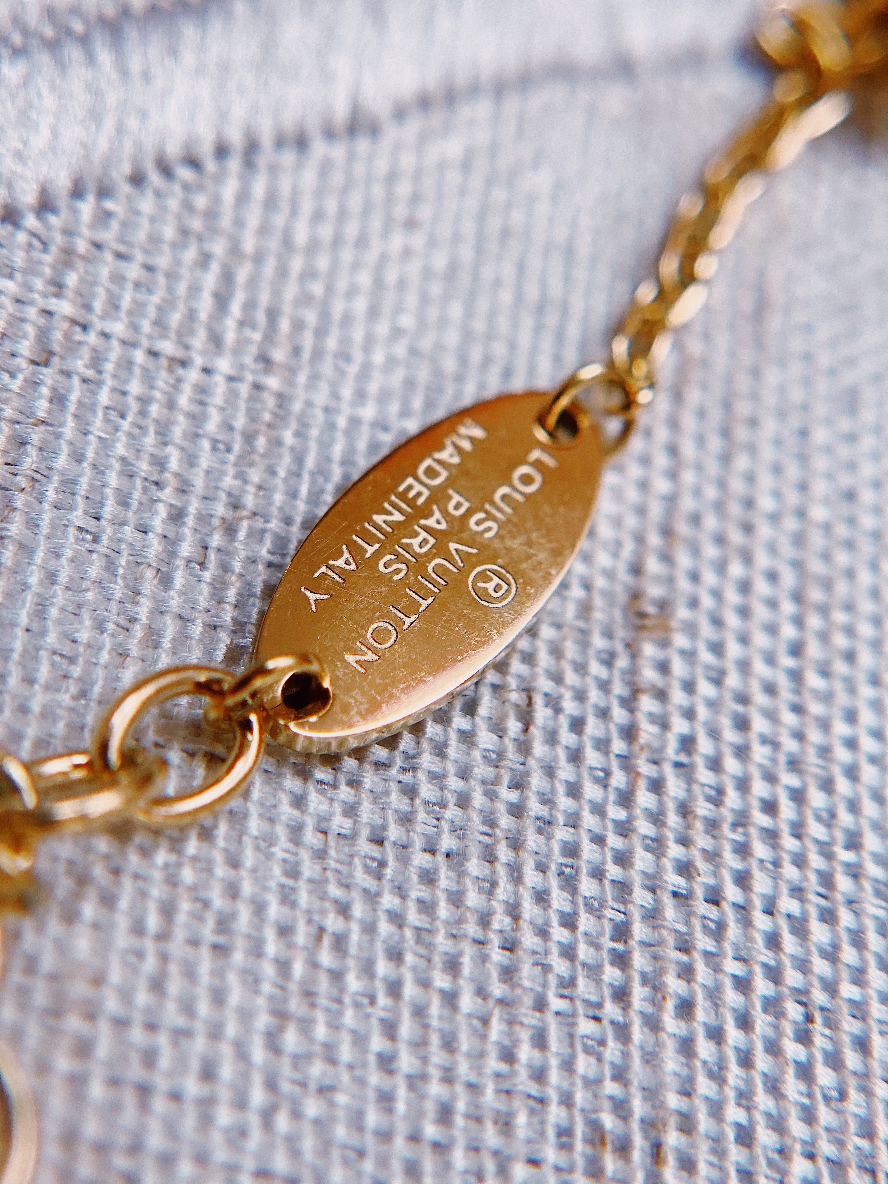 [TOP] Louis Vuitton LV Blooming Supple Bracelet