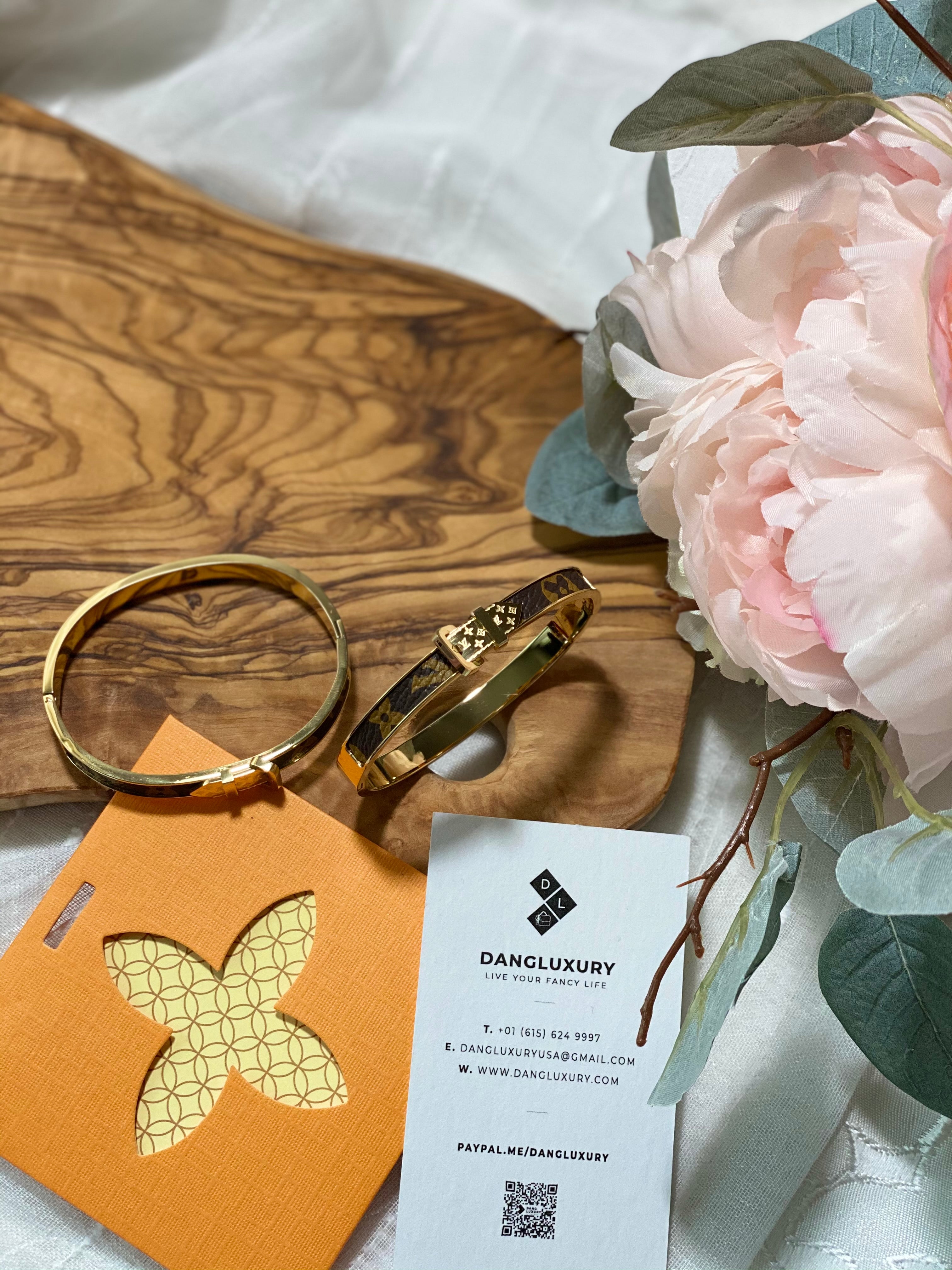 [TOP] Louis Vuitton LV Belt Bracelet