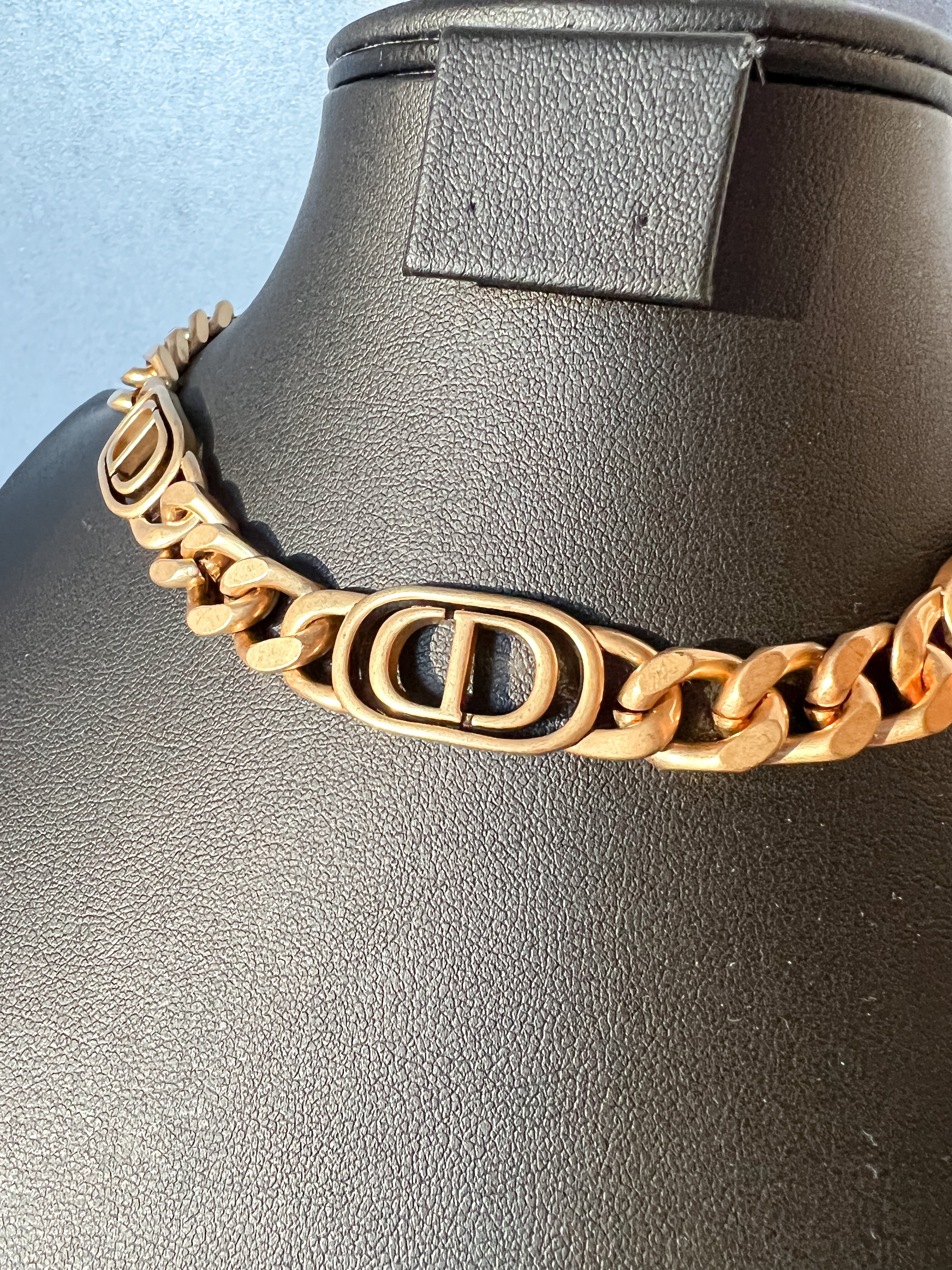 [TOP] Christian Dior 30 Montaigne Necklace Choker - Gold