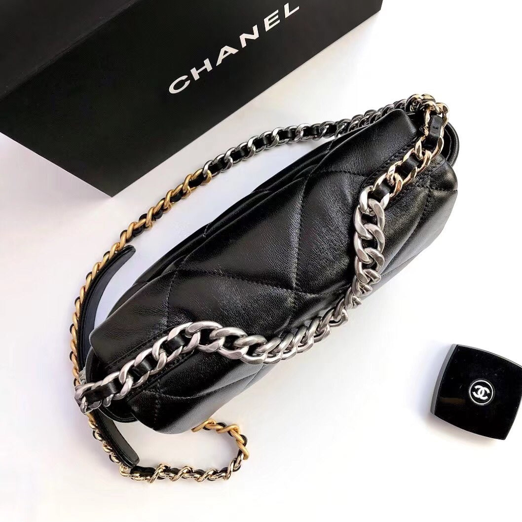 [TOP] CHANEL 19 Bag Small 26cm- Black & SHW