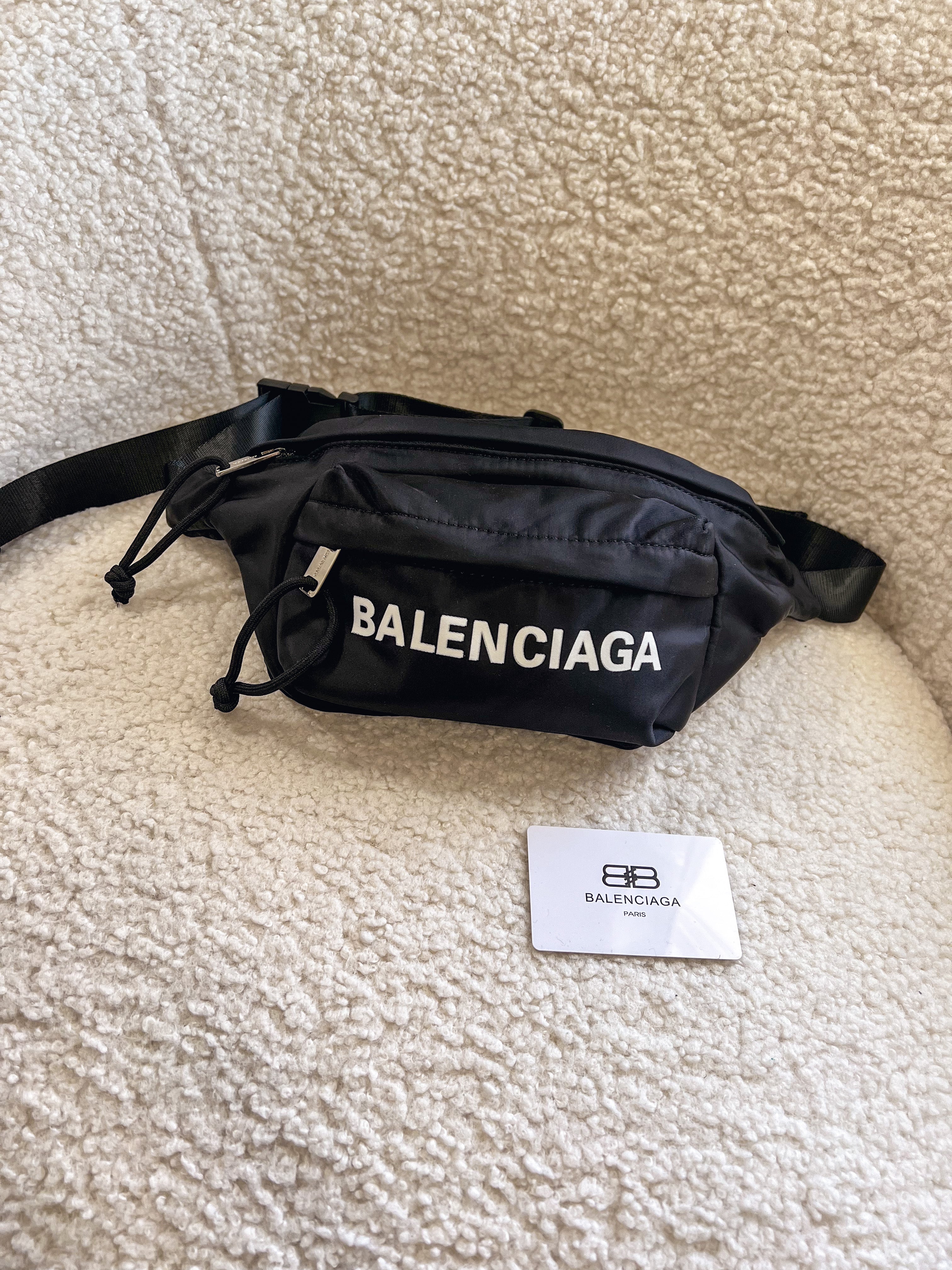 [TOP] BALENCIAGA Nylon Belt Bag - Black