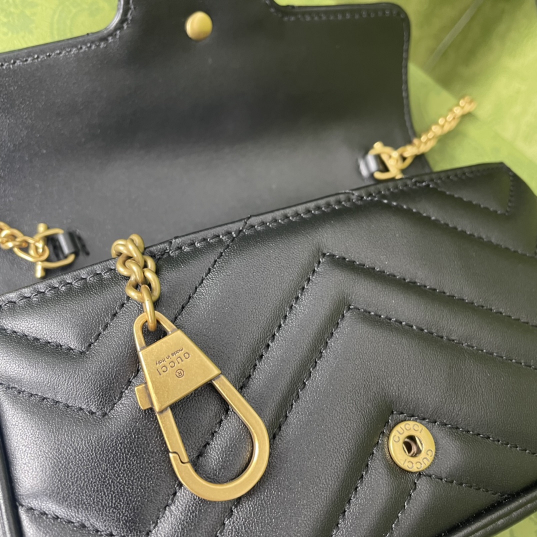 [TOP] GUCCI GG Marmont Bag Super Mini 16.5cm - Black