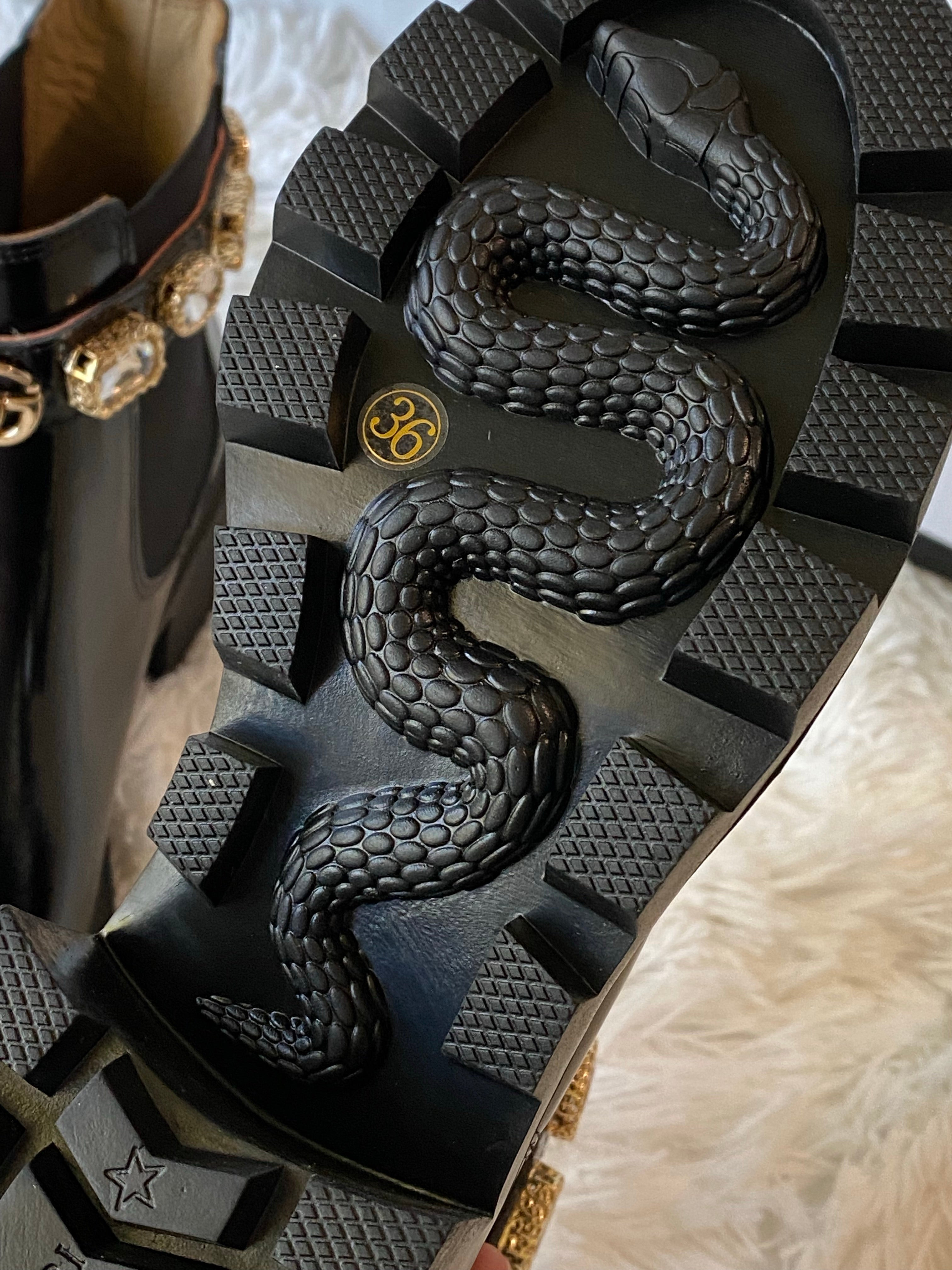 [TOP] GUCCI Ankle Gems Boots - Black