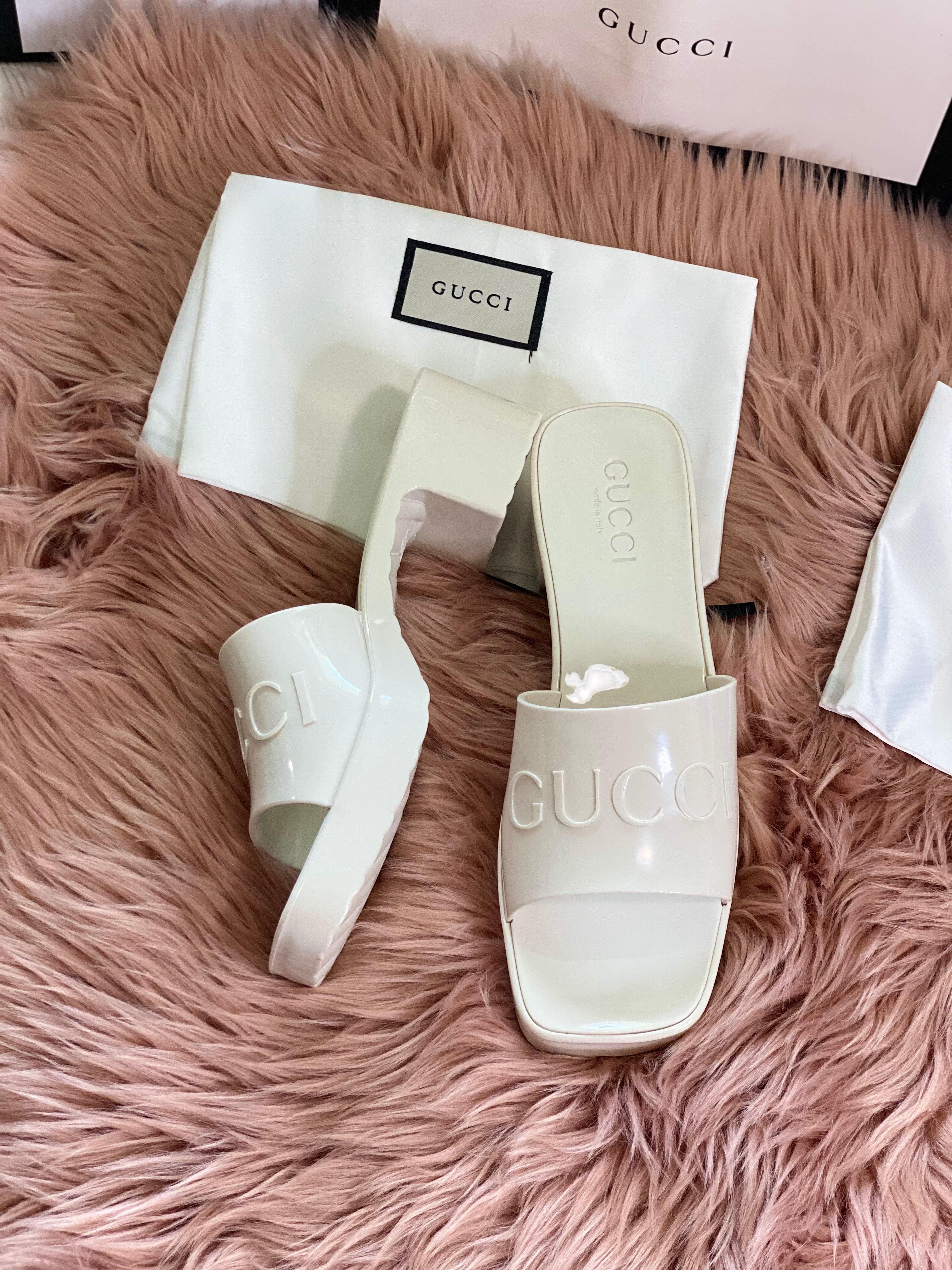 [TOP] GUCCI GG Logo Embossed Rubber Mules - White
