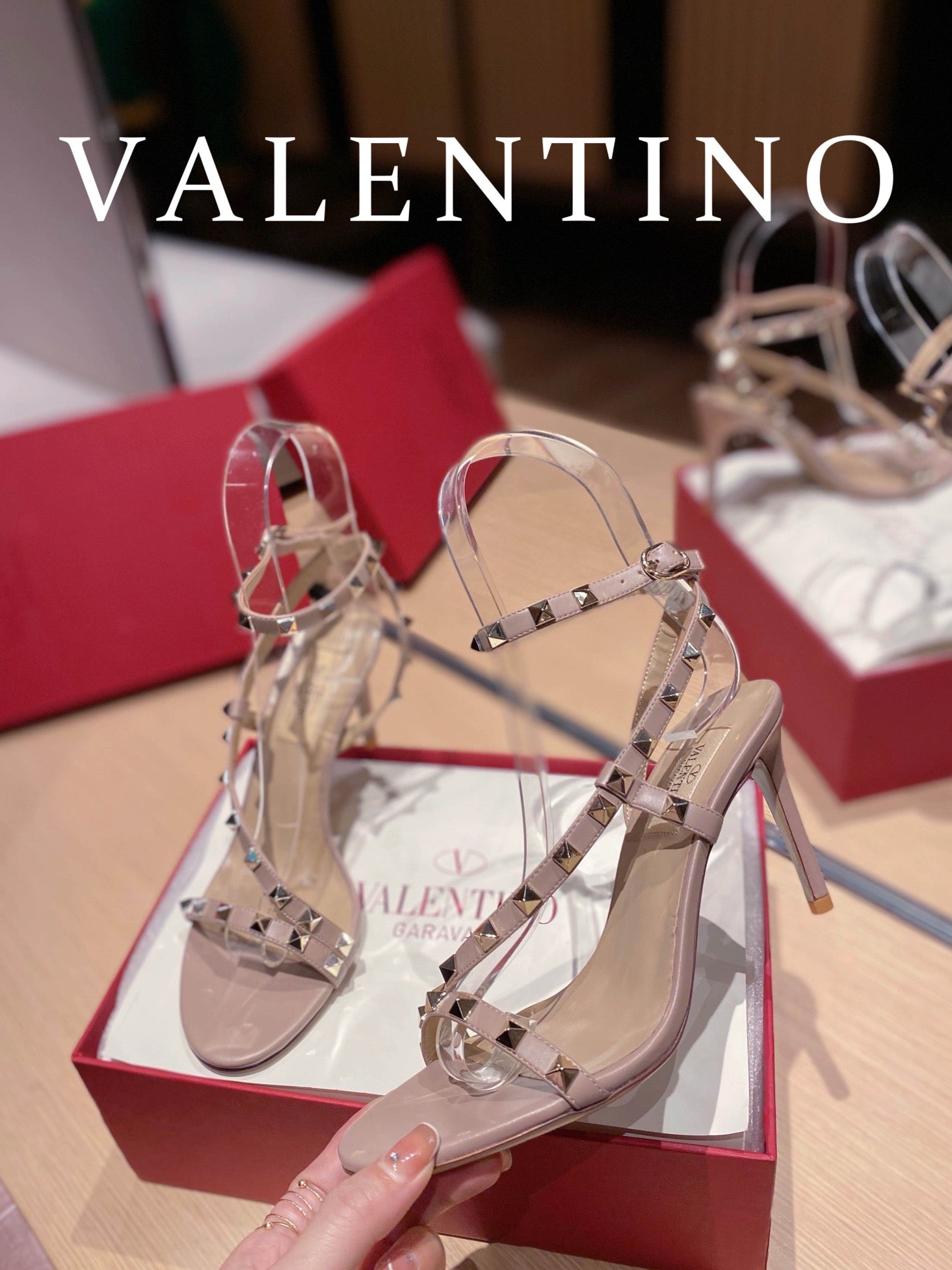 [TOP] VALENTINO  Rockstud Asymmetrical Slingback Sandals - Nude Pink