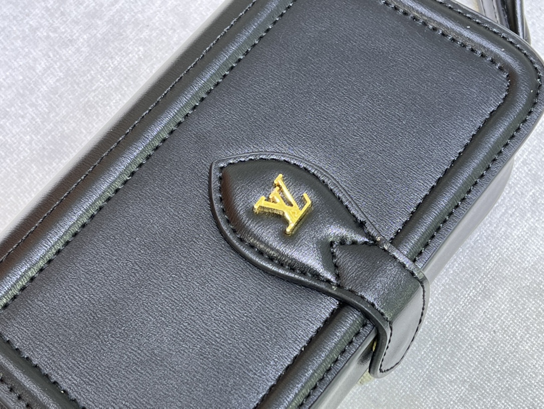 [TOP] Louis Vuitton LV Officier handbag with cowhide and Monogram canvas 17x10x4.5CM