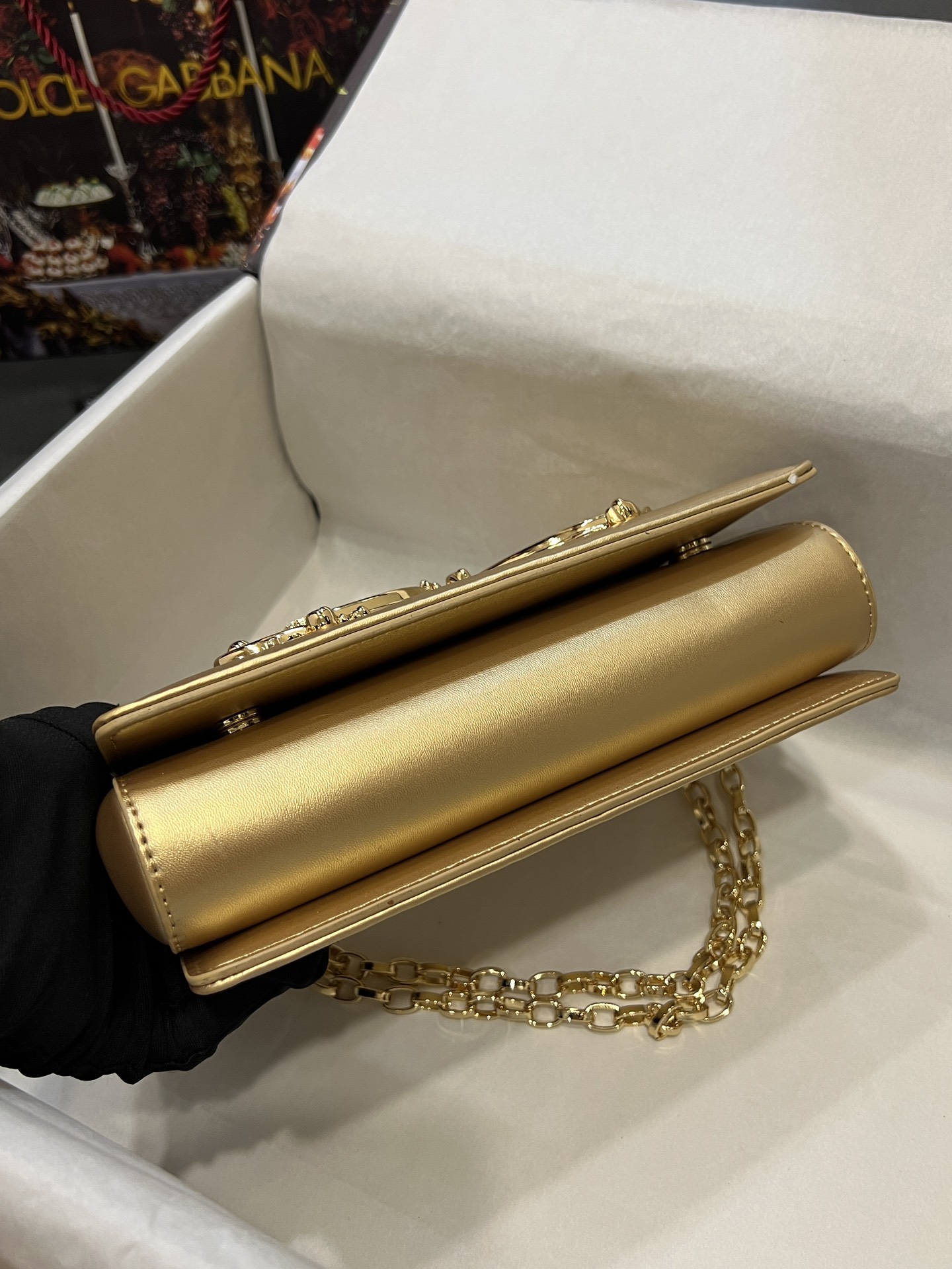 [TOP] Dolce & Gabbana D&G Polished Calfskin DG Girls Bag 21*4*15 - Golden