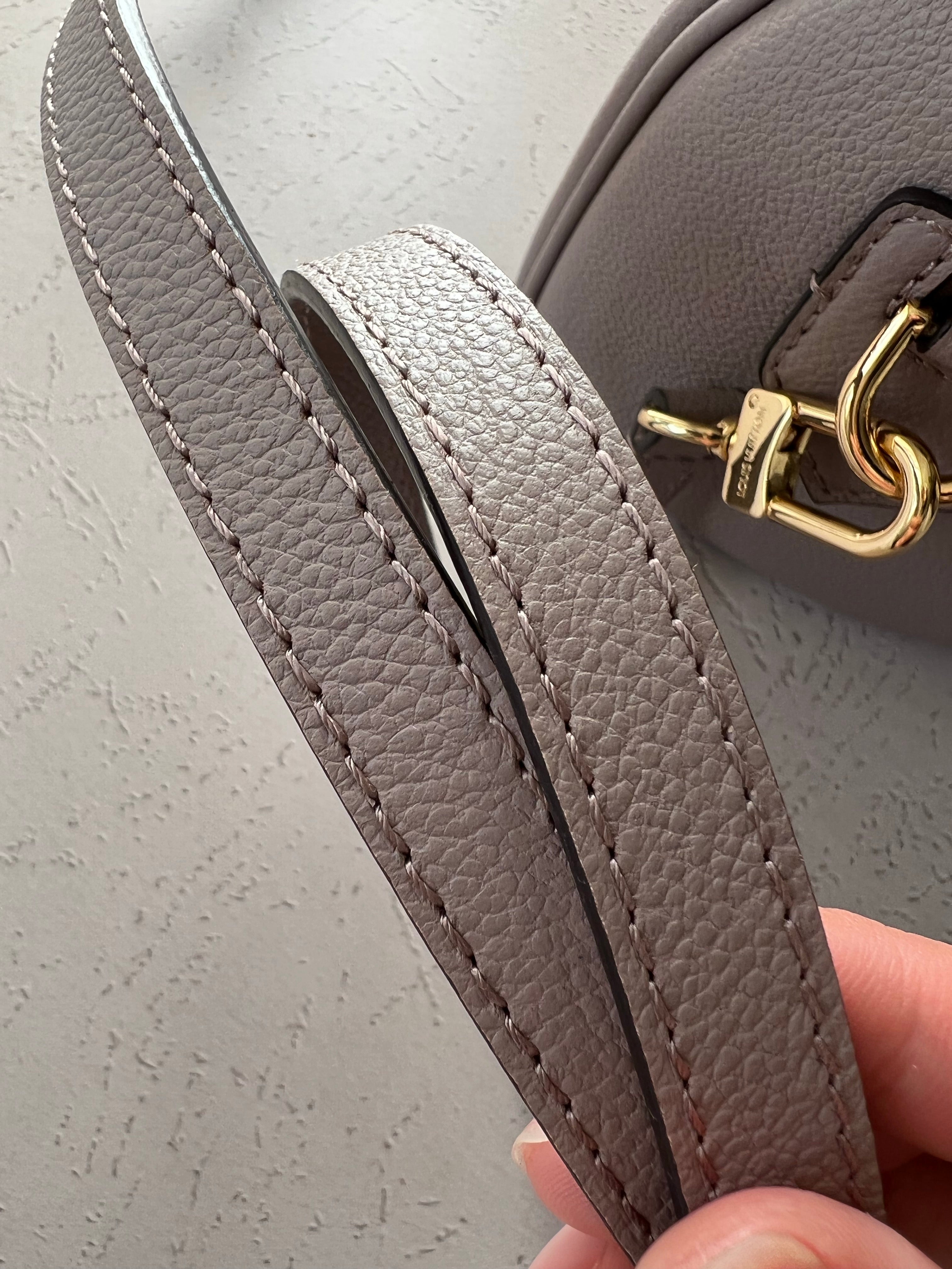 [TOP] Louis Vuitton LV  Speedy Bag 20x13.5x12cm - Turtle Dove