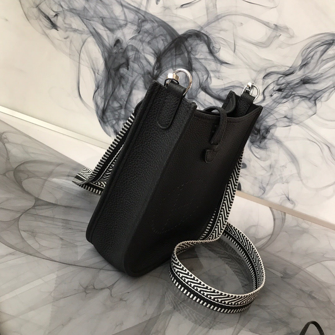 [TOP] HERMES Evelyn 16 Bag - Black w PHW