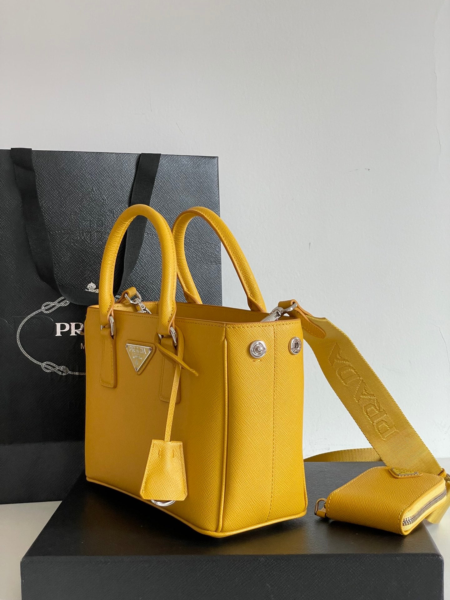 [TOP] PRADA Galleria Bag Saffiano Micro
