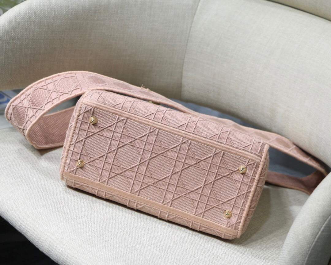 [TOP] Christian Dior Lady D-LITE Bag Cannage Embroidery - PINK