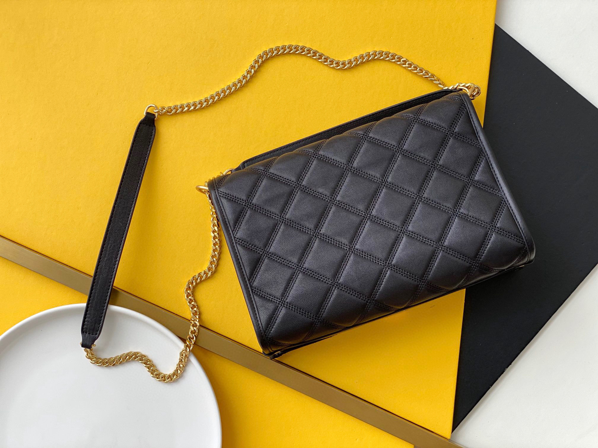 [TOP] Yves Saint Laurent YSL Becky Bag Lambskin 25CM - Black/White