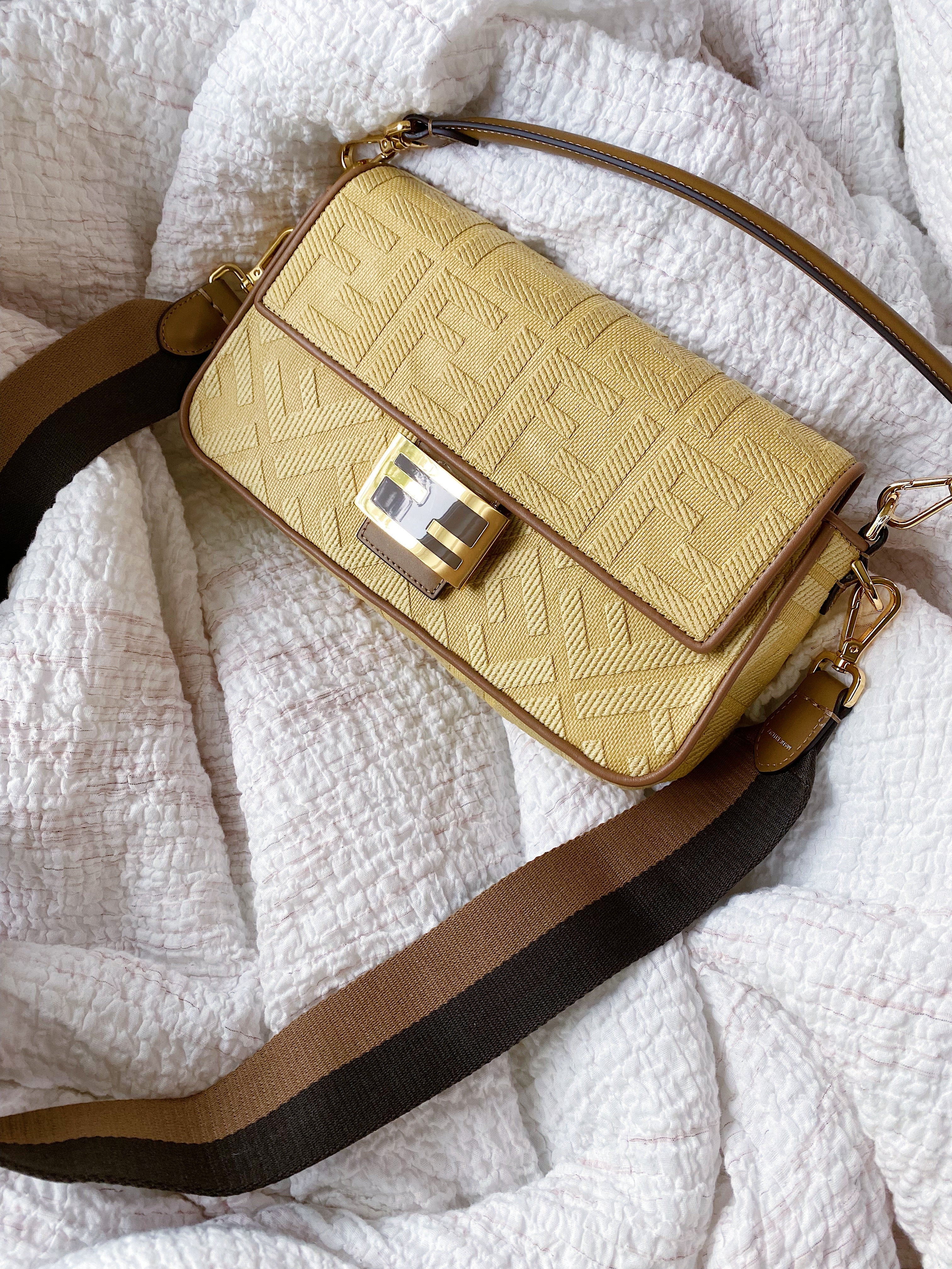 [TOP] FENDI FENDI Baguette Canvas Bag - Yellow