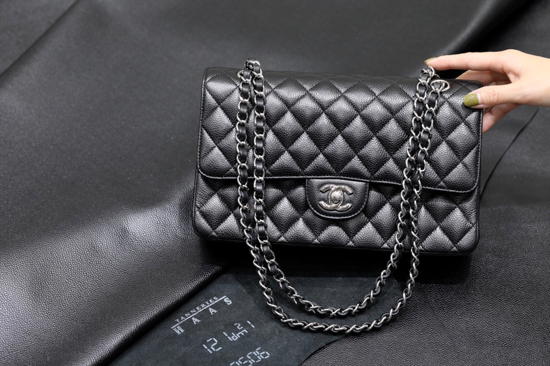 [TOP] CHANEL Classic Flap Bag Caviar Medium 25.5cm – Black & SHW