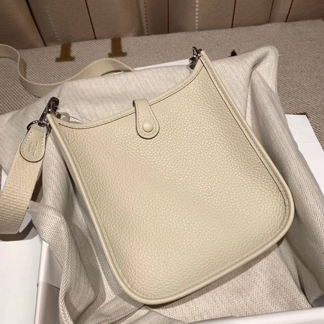 [TOP] HERMES Evelyne 16CM - Craie & SHW