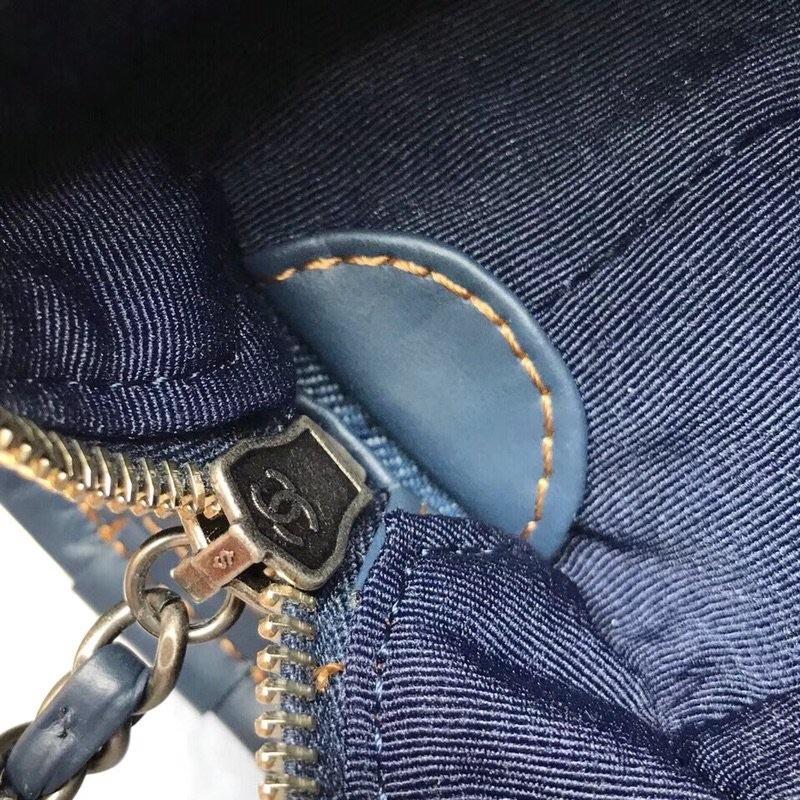 [TOP] CHANEL Gabrielle Bag Hobo Printed Denim and Leather Small 20cm - Navy Blue