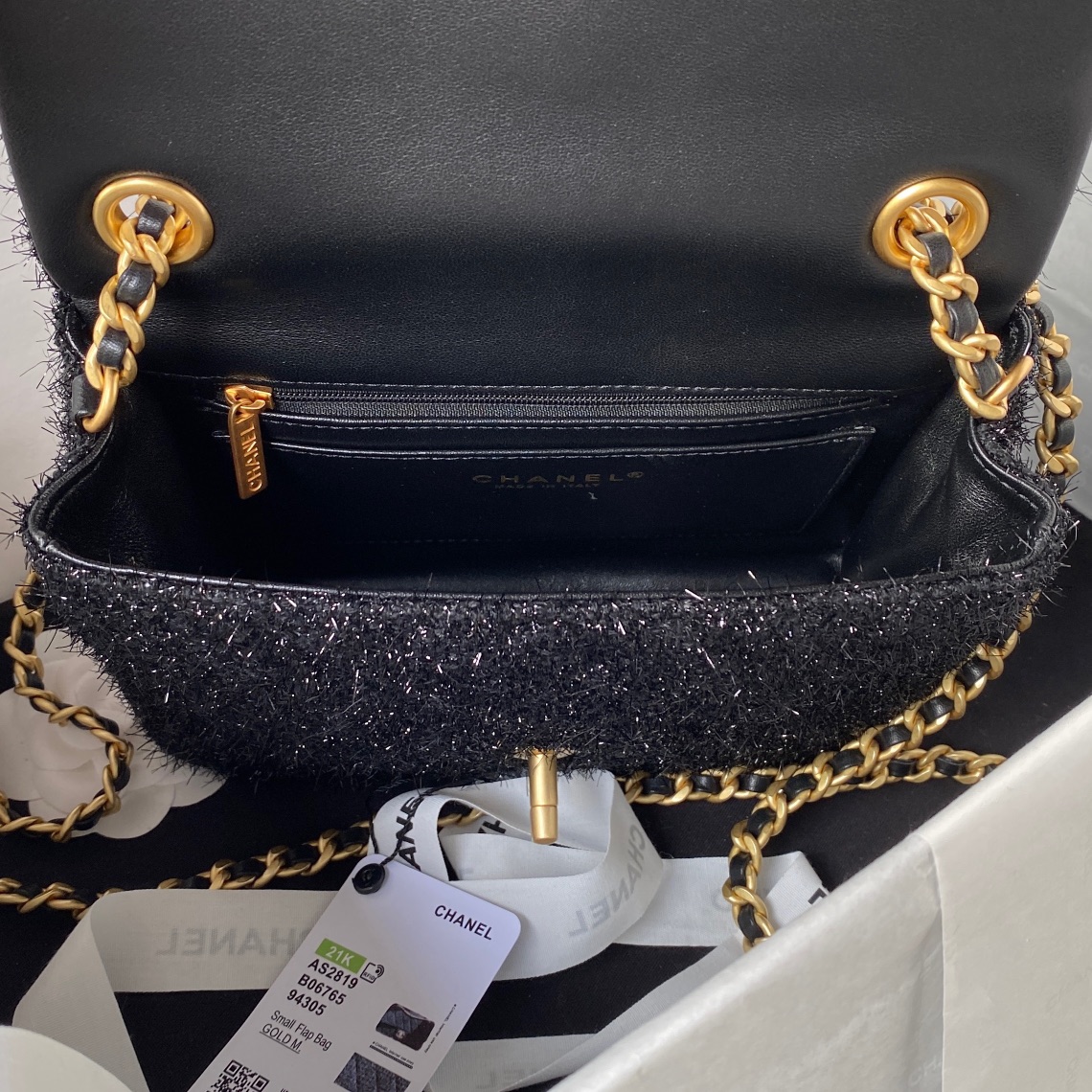 [TOP] CHANEL Classic Flap Bag 16×19.5×6cm - GHW - Black