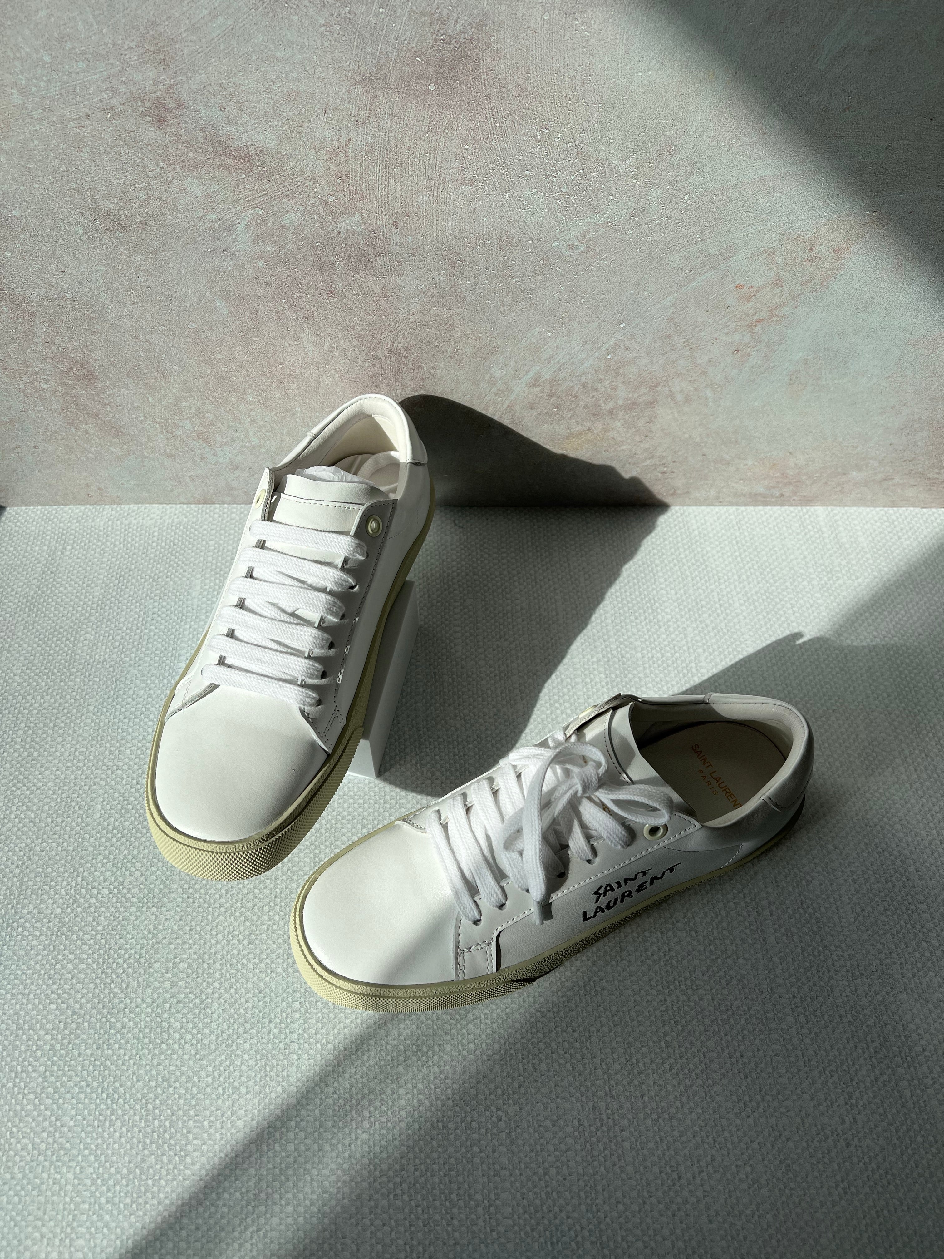 [TOP] Yves Saint Laurent YSL Leather Sneakers - White