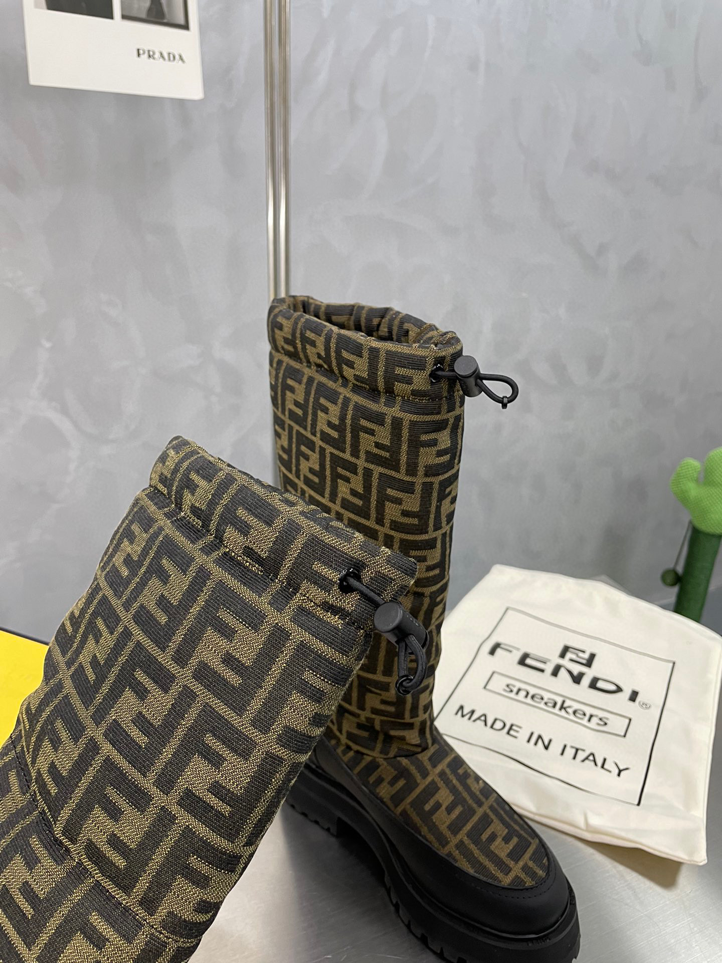 [TOP] FENDI Monogram Quilted Boots