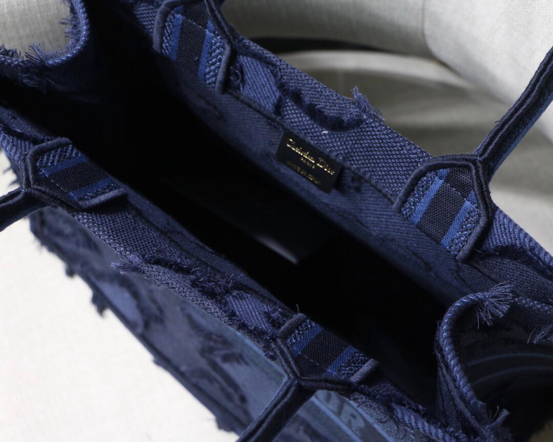 [TOP] Christian Dior Book Tote Camouflage Embroidery Small 26.5cm - Blue