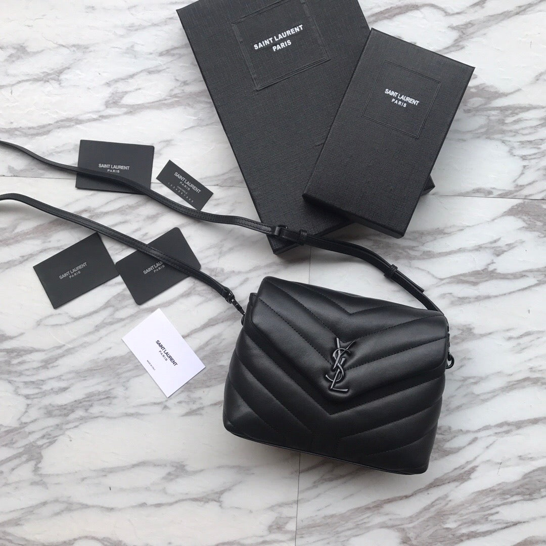 [TOP] Yves Saint Laurent YSL Loulou Toy Bag 20×7×15cm - All Black