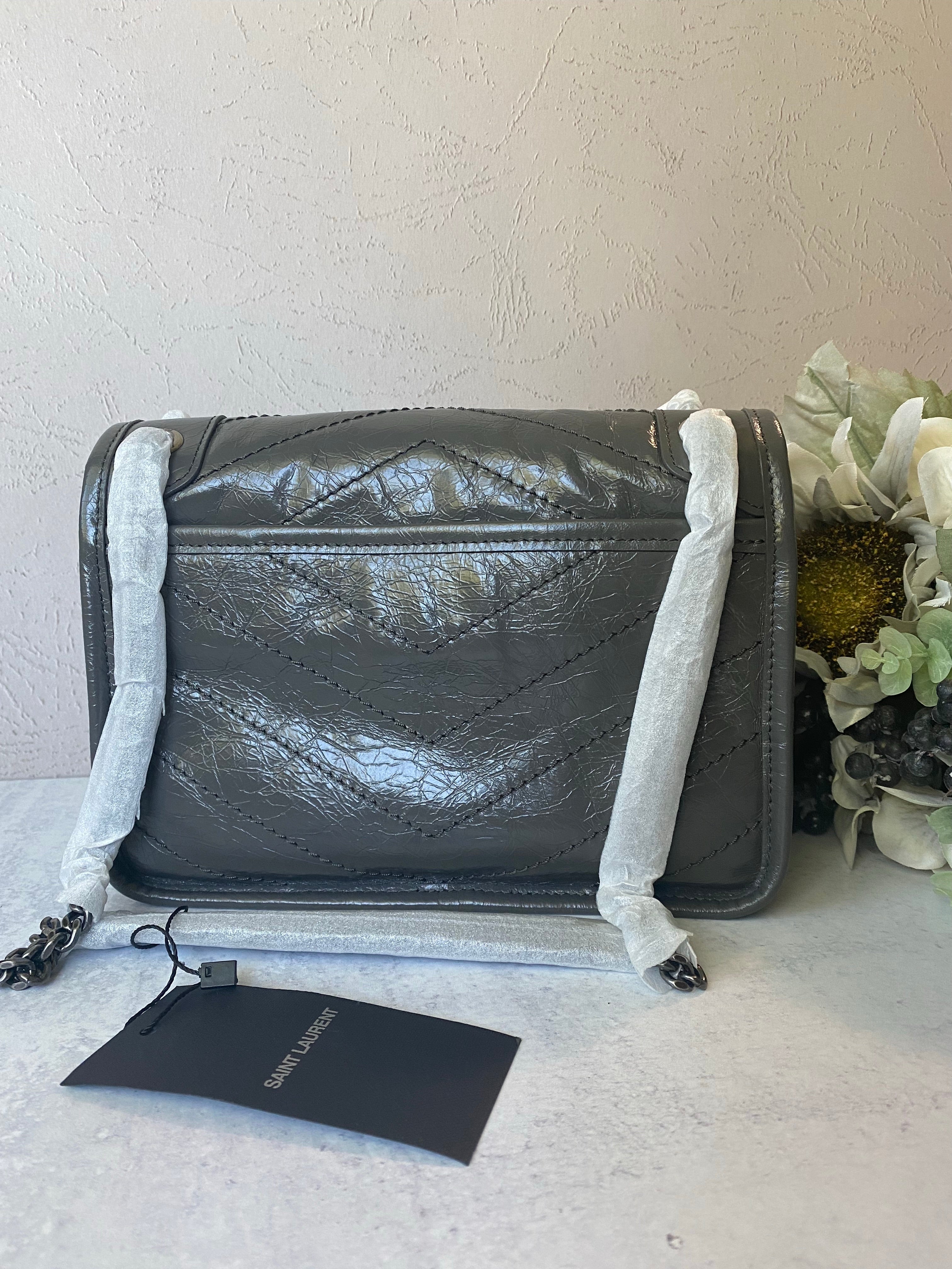 [TOP] Yves Saint Laurent YSL Nikki Small Wrinkle Bag - Dark Grey