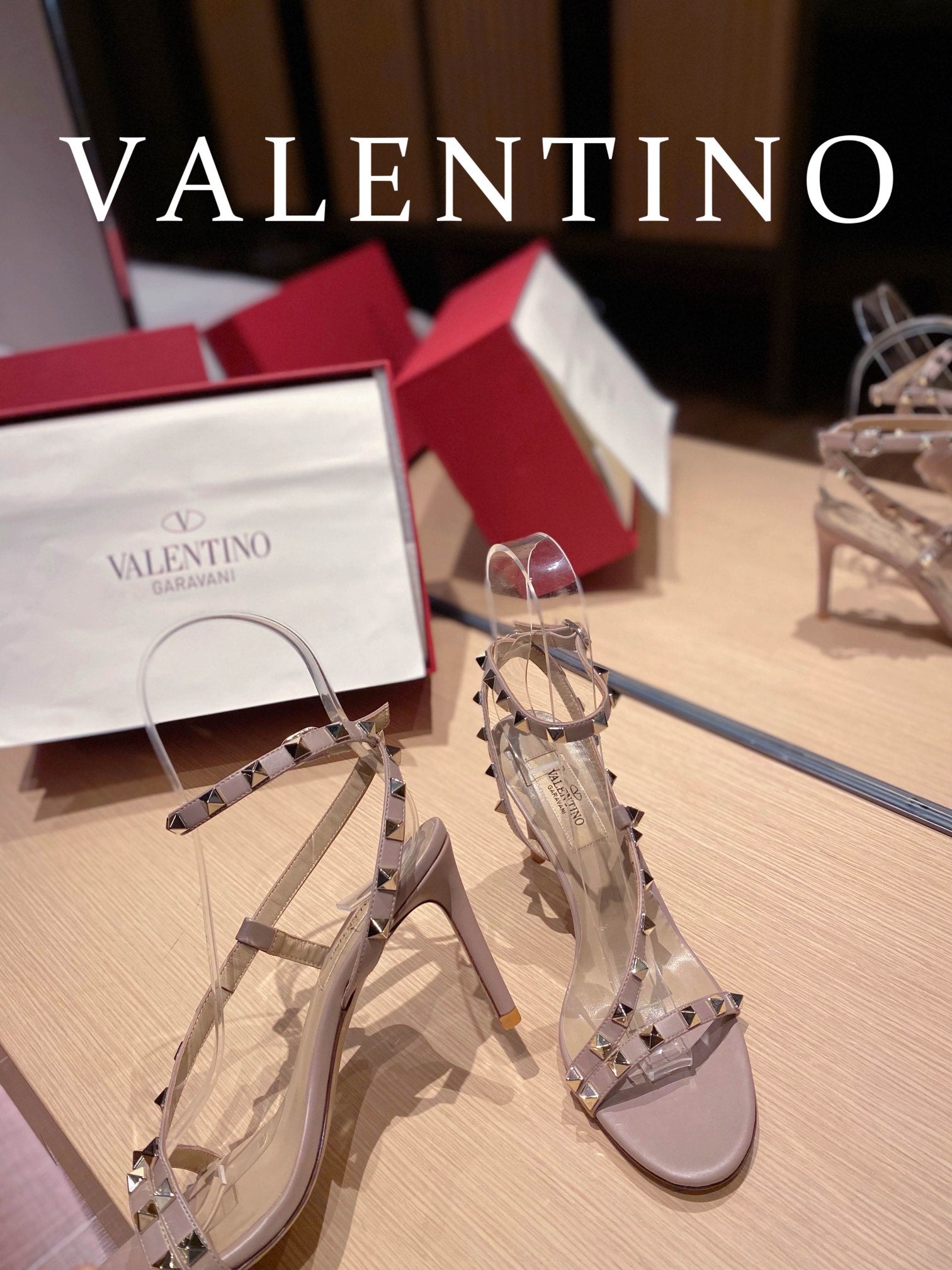 [TOP] VALENTINO  Rockstud Asymmetrical Slingback Sandals - Nude Pink