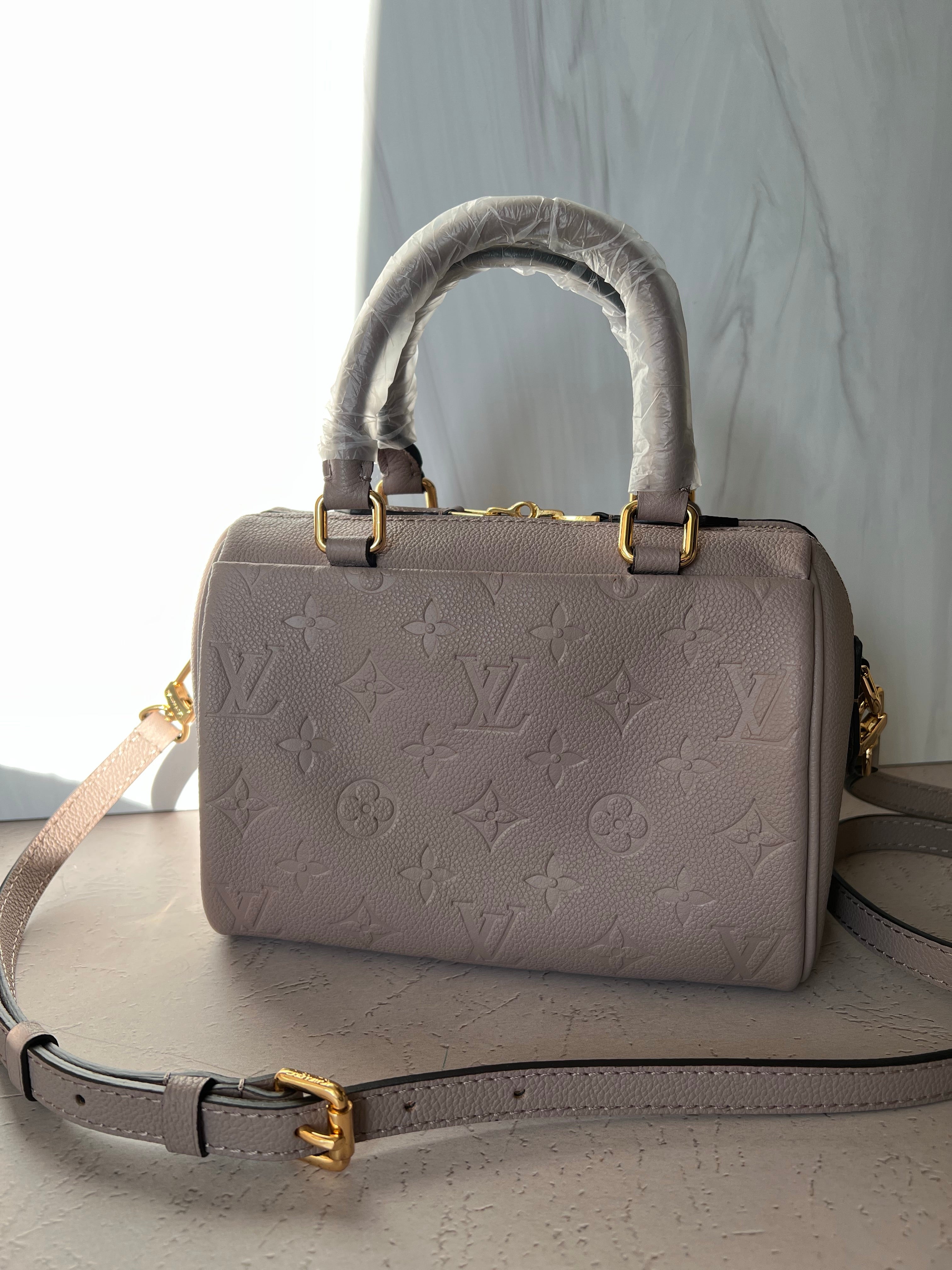 [TOP] Louis Vuitton LV  Speedy Bag 20x13.5x12cm - Turtle Dove