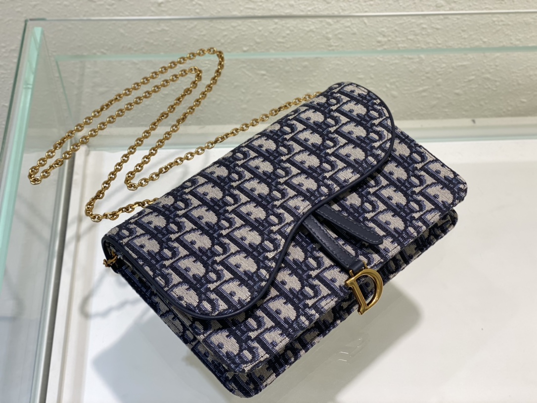 [TOP] Christian Dior SADDLE BELT POUCH Blue Christian Dior Oblique Jacquard 22 x 14.5 x 3.5cm