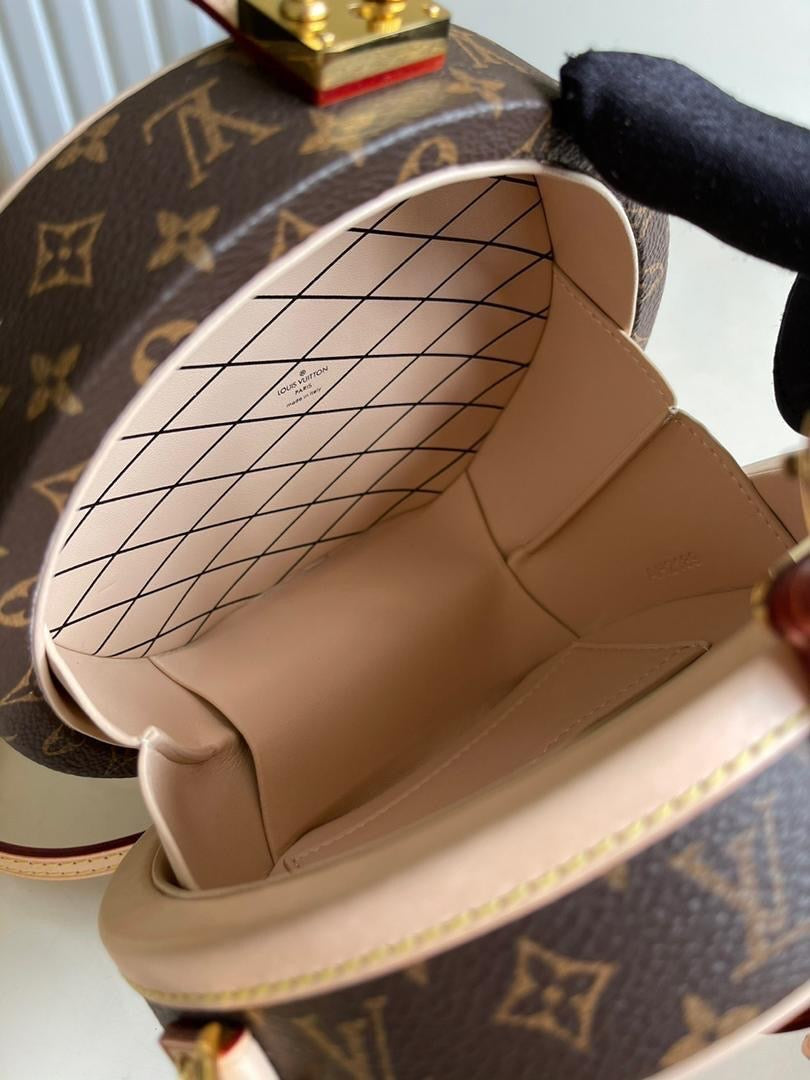 [TOP] Louis Vuitton LV  Monogram Petit Boite Chapeau 17.5 x 16.5 x 7.5cm - Cream Leather