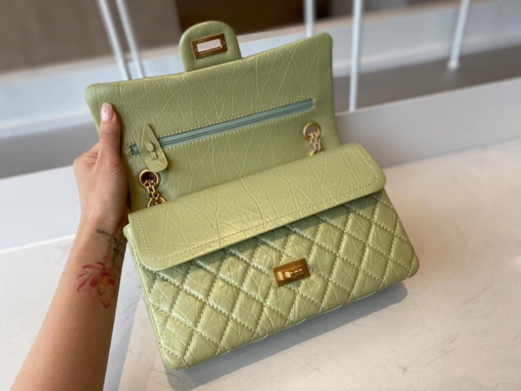 [TOP] CHANEL 2.55 Reissue Flap Bag Medium 24cm - Green & GHW